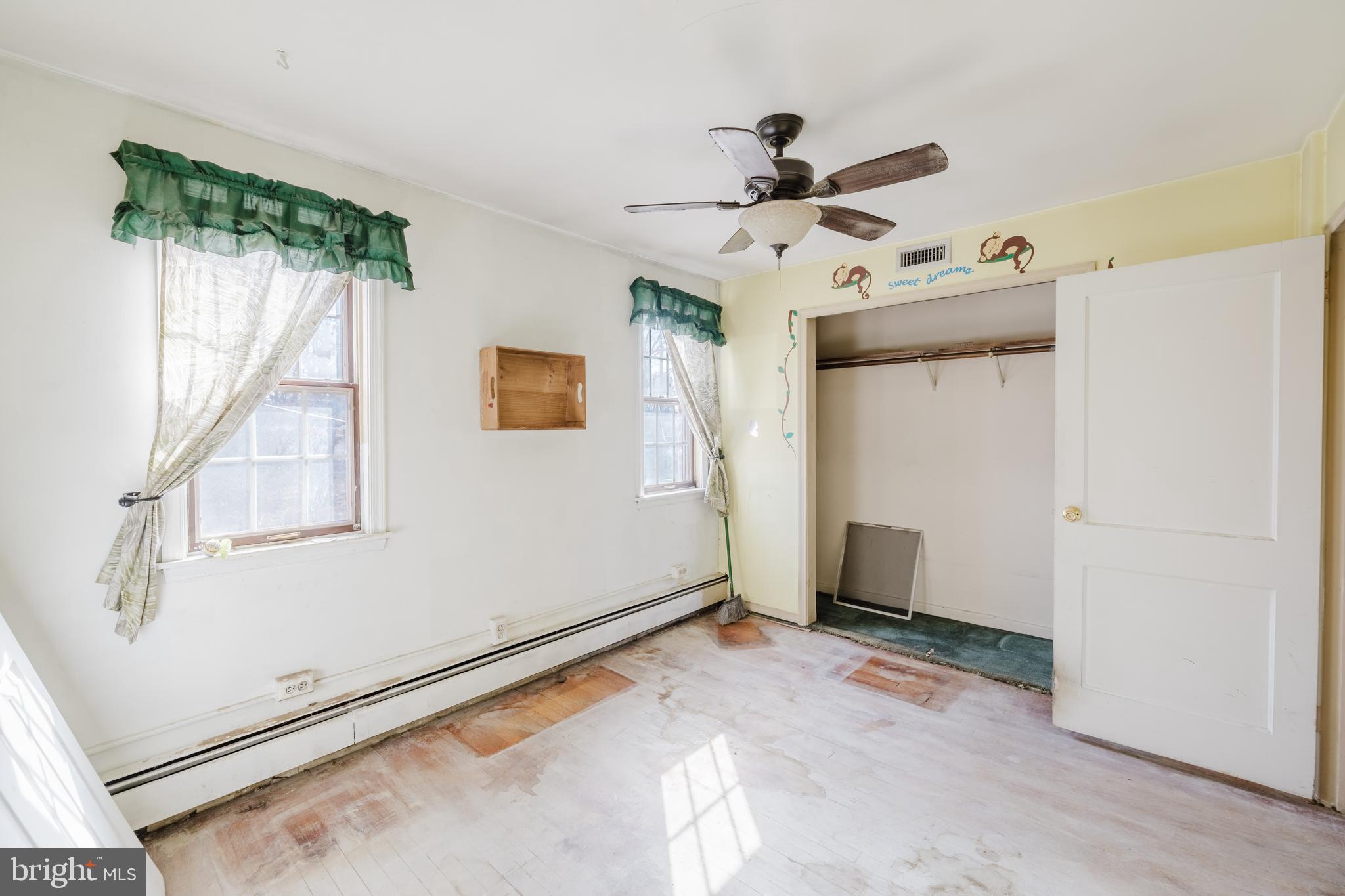 BALLARD GARDENS - Residential