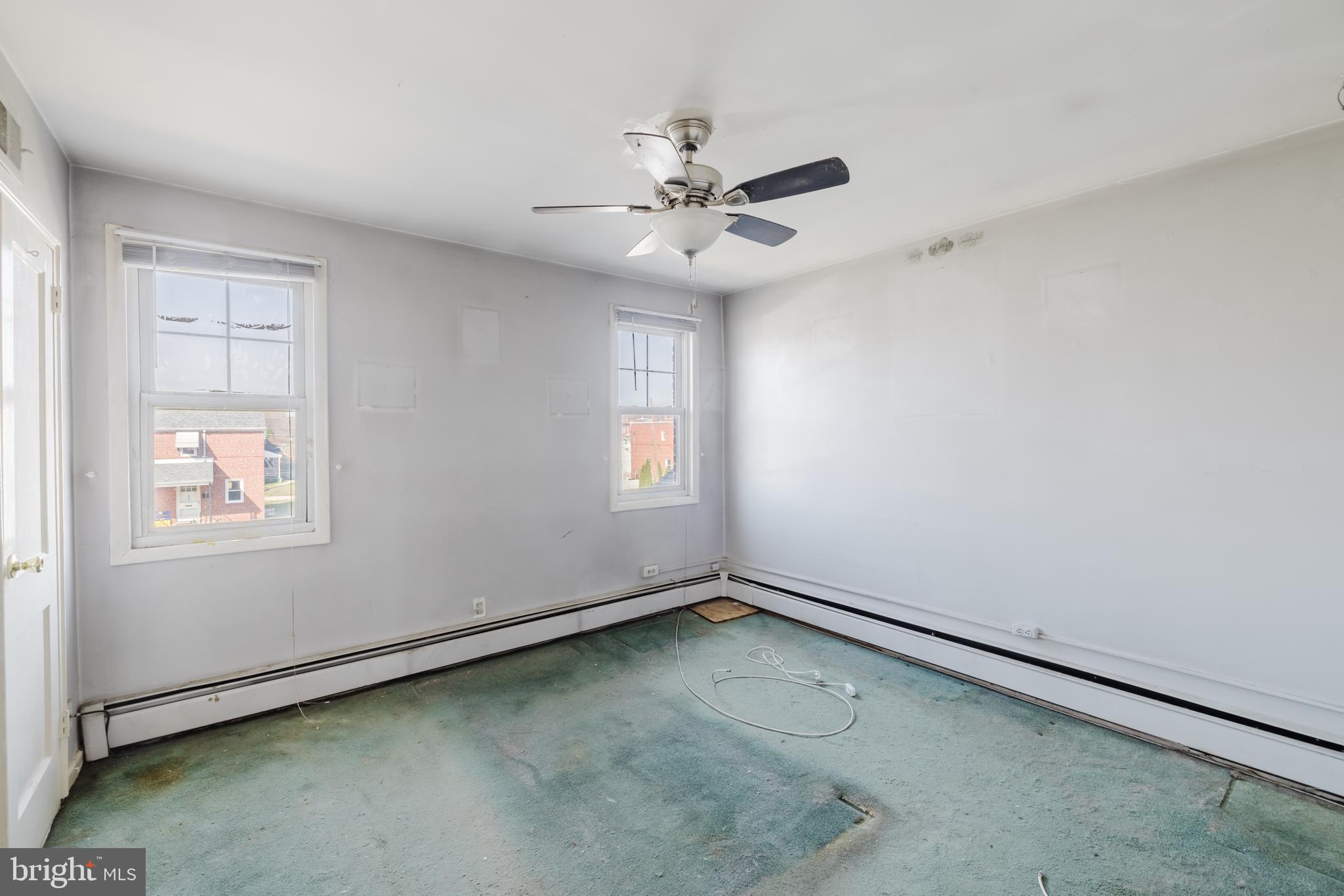 BALLARD GARDENS - Residential