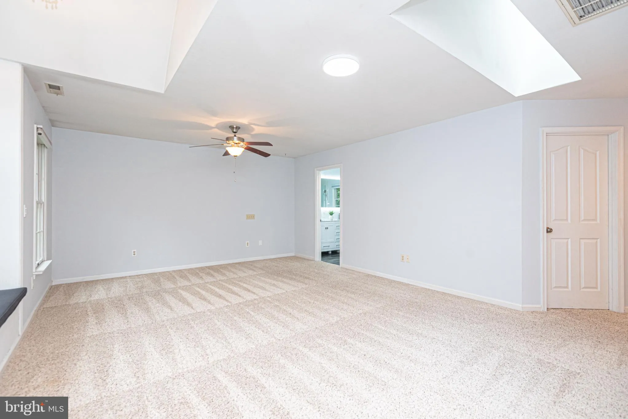 Ocean Pines, Maryland 21811, United States, 6 Bedrooms Bedrooms, ,4 BathroomsBathrooms,Residential,Active,164709