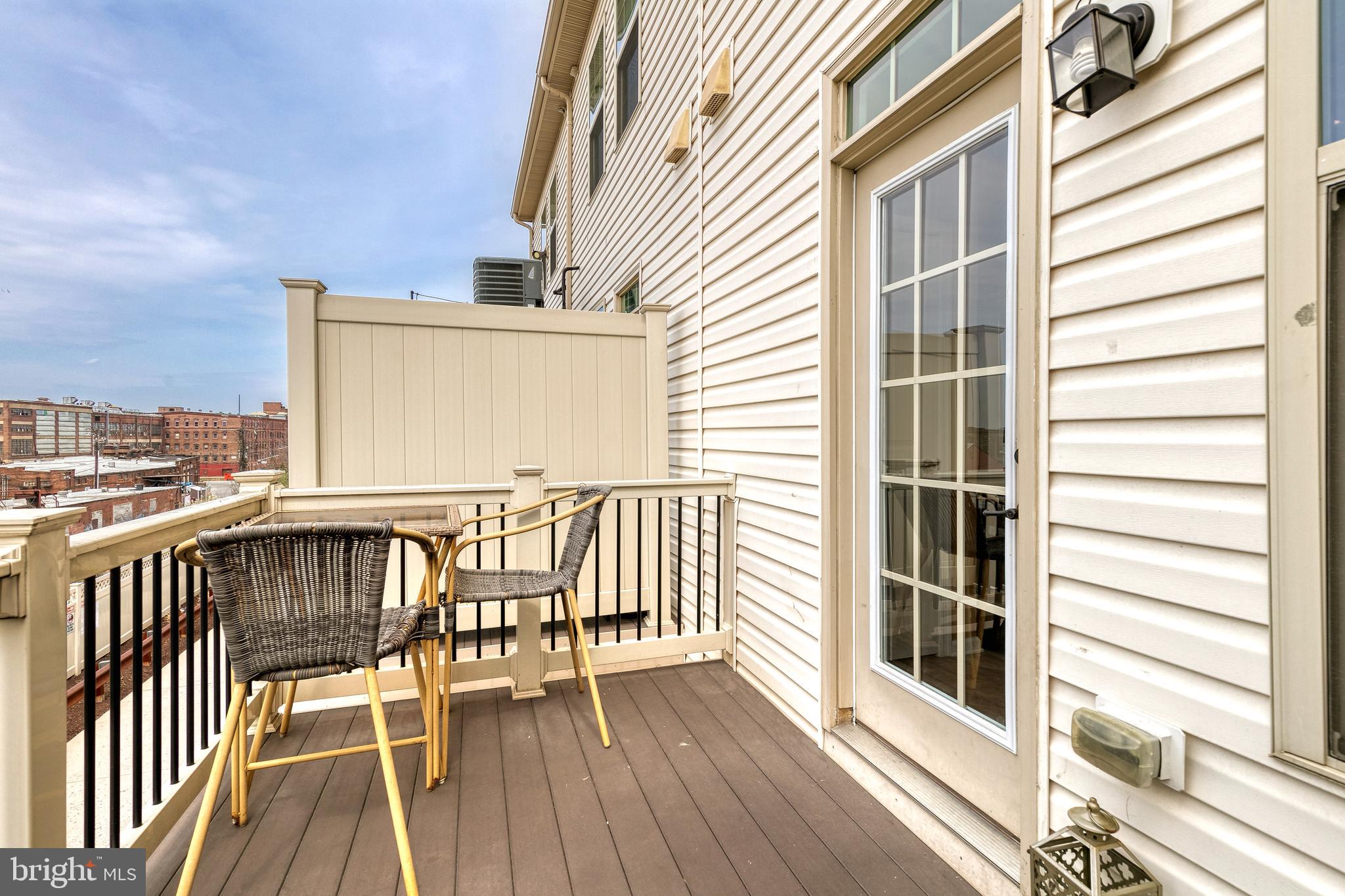 O'DONNELL SQUARE - Residential Lease