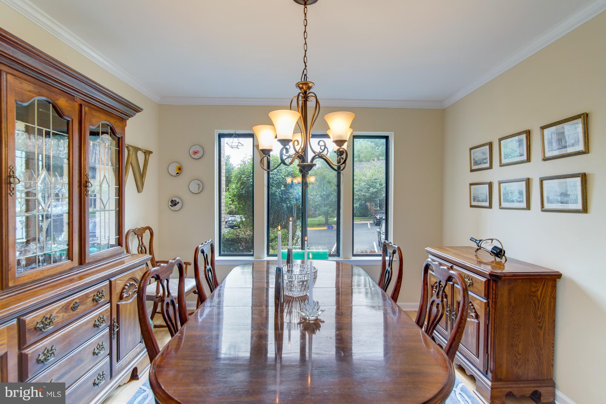 RESTON - Residential