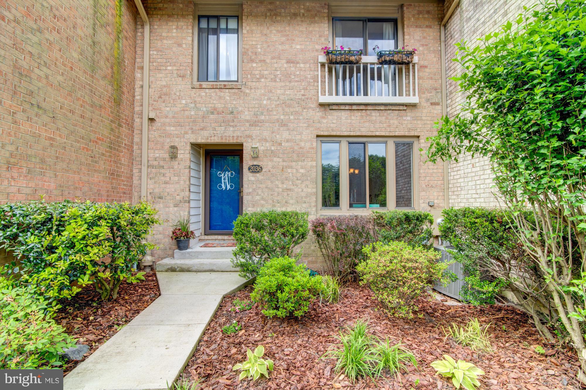 RESTON - Residential