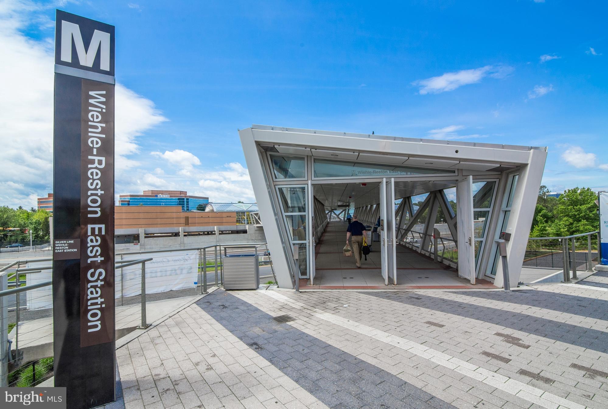 RESTON - Residential