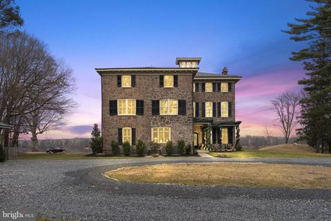 Homes For Sale - 231 Woodlane Road<br/> EDGEWATER PARK, NJ 08010