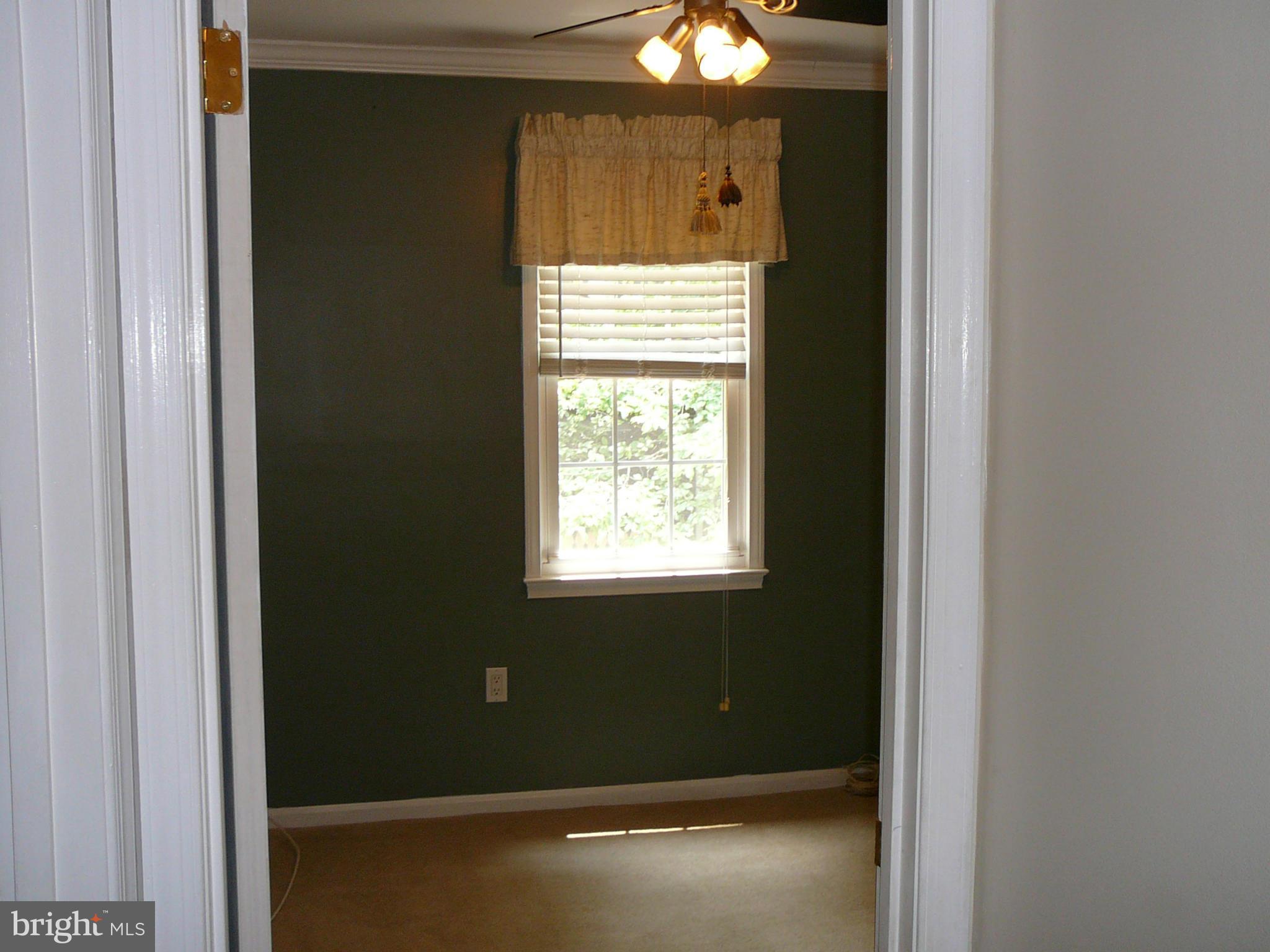 SHADY GROVE VILLAGE - Residential