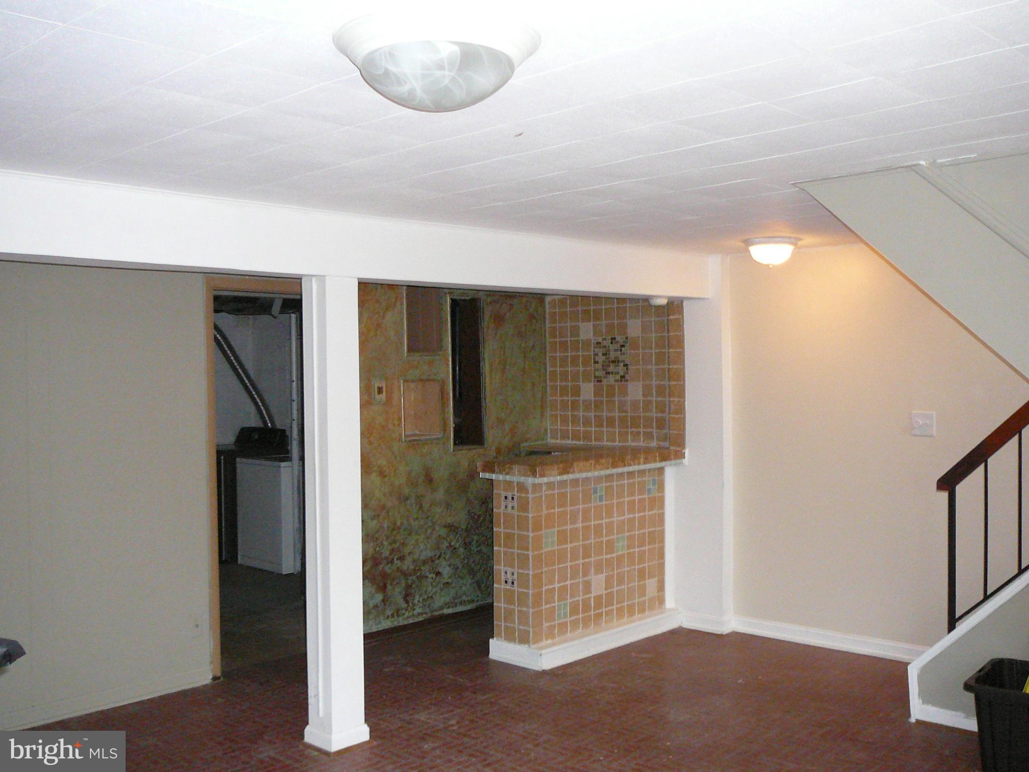 SHADY GROVE VILLAGE - Residential