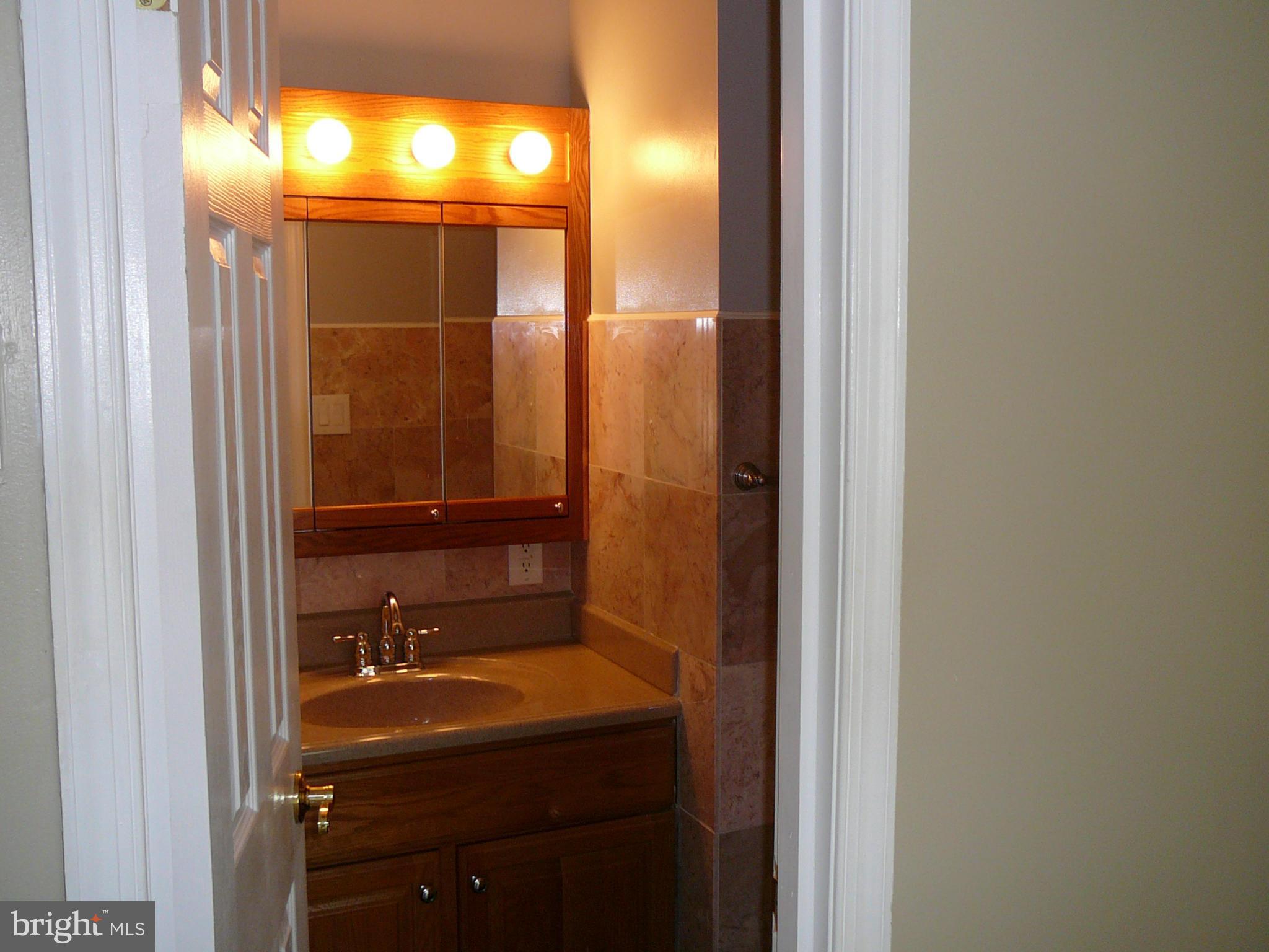 SHADY GROVE VILLAGE - Residential