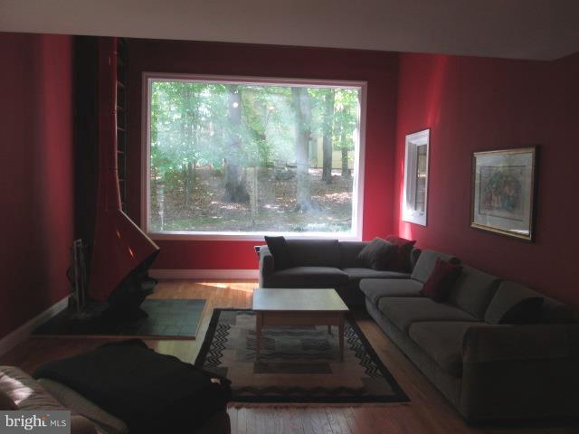 EAST GATE OF POTOMAC - Residential Lease