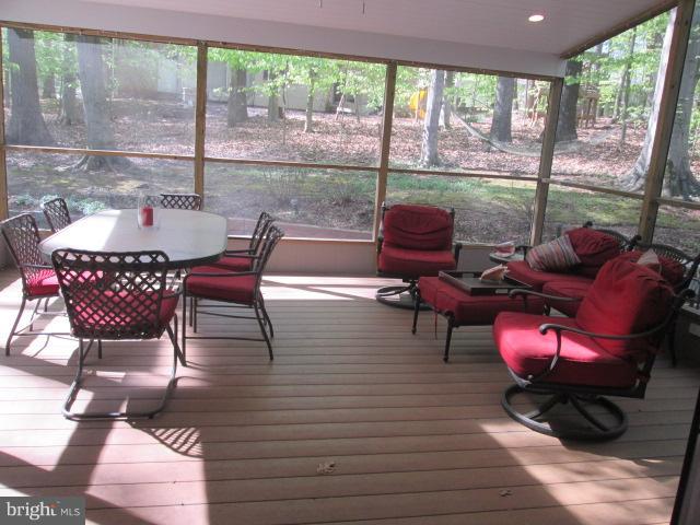 EAST GATE OF POTOMAC - Residential Lease