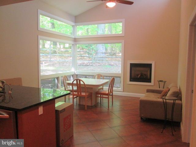 EAST GATE OF POTOMAC - Residential Lease