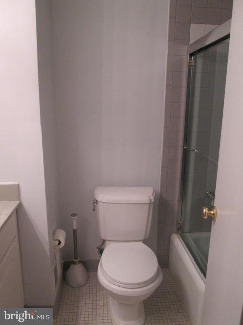 EAST GATE OF POTOMAC - Residential Lease