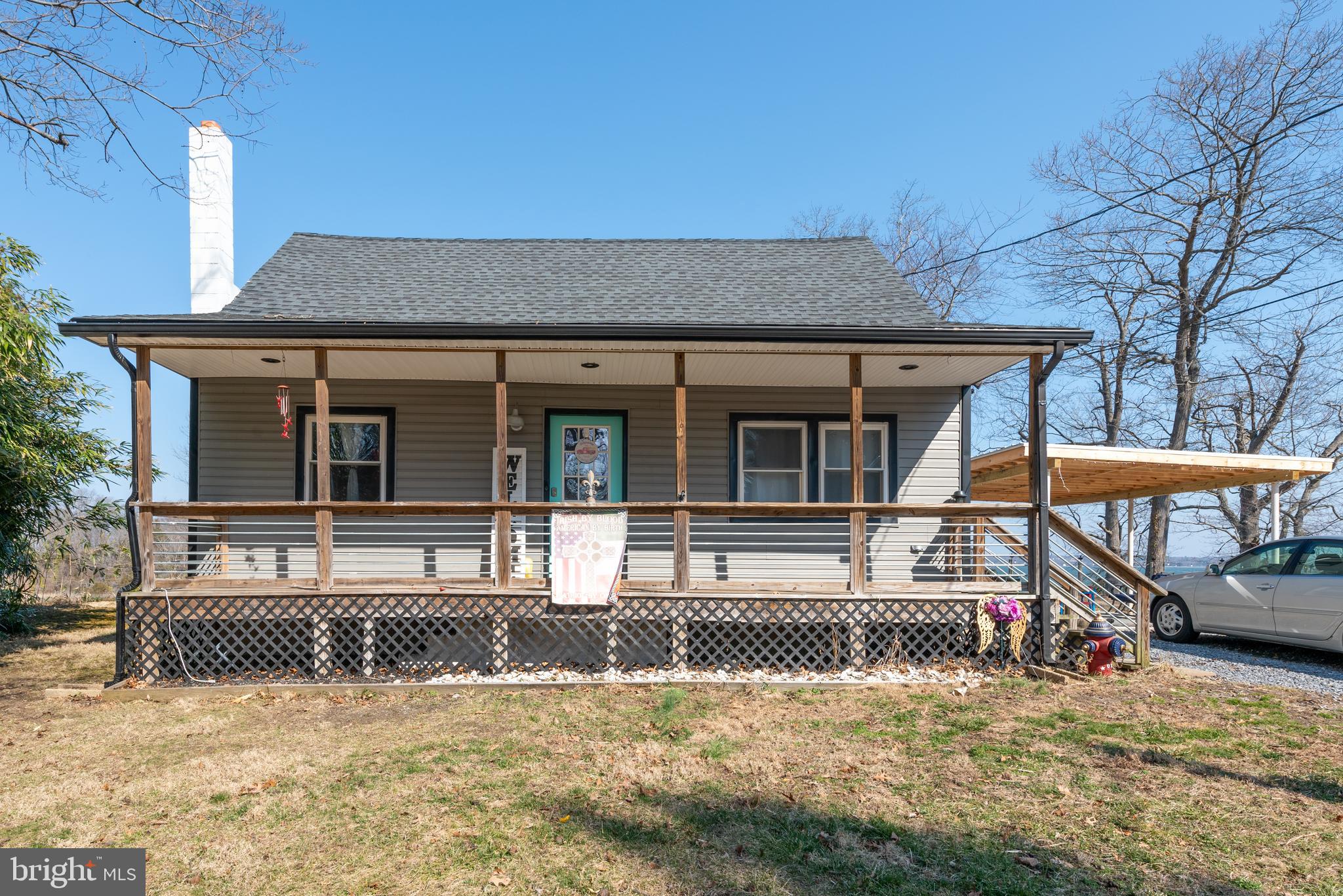 HOLLYWOOD SHORES - Residential