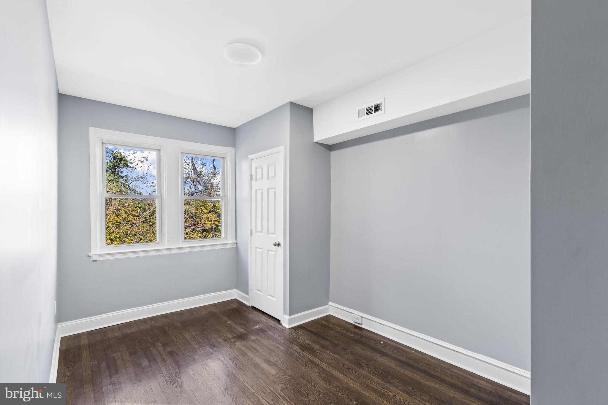 GREEN SPRING - Residential