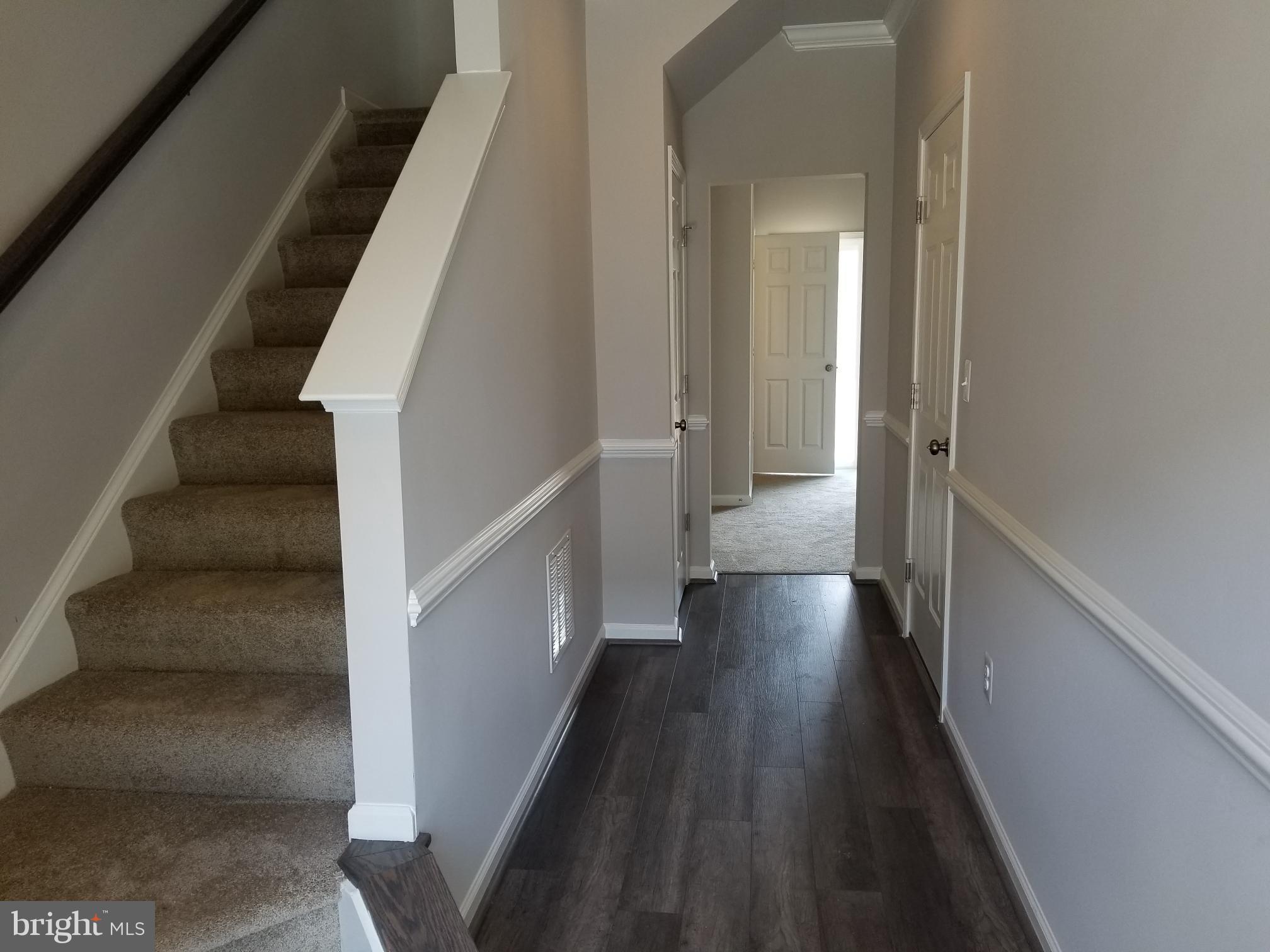 OAKVIEW VILLAGE - Residential