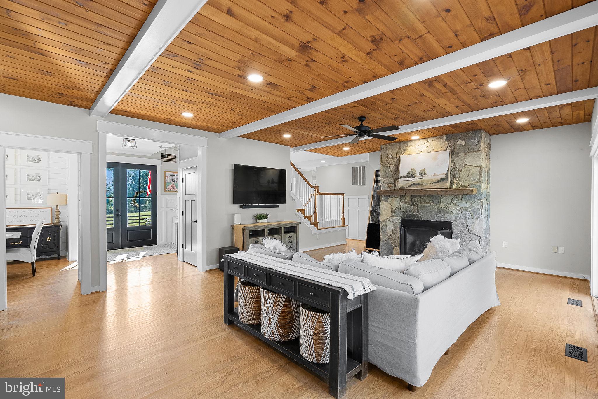 CROSSWIND FARM - Residential