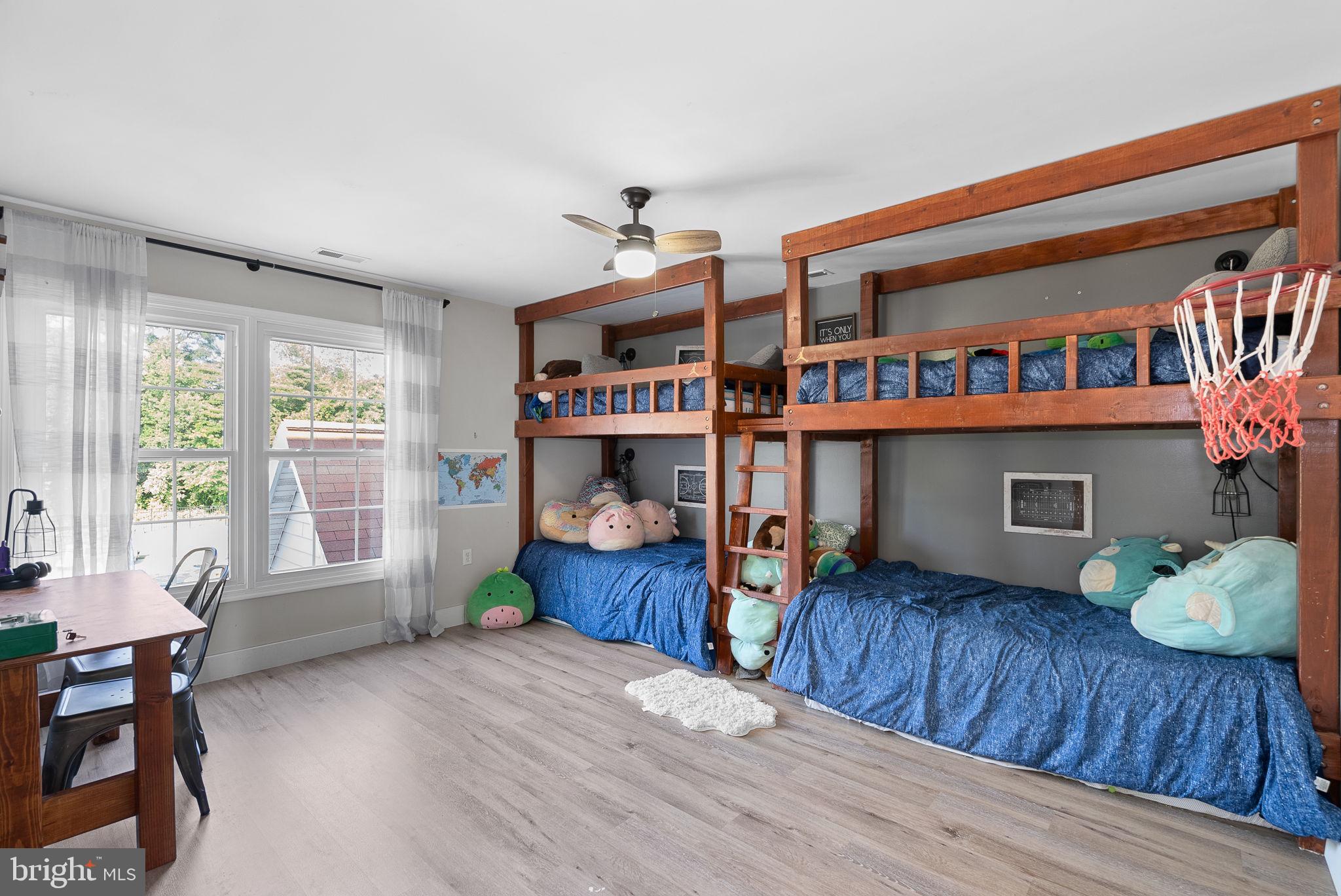 CROSSWIND FARM - Residential