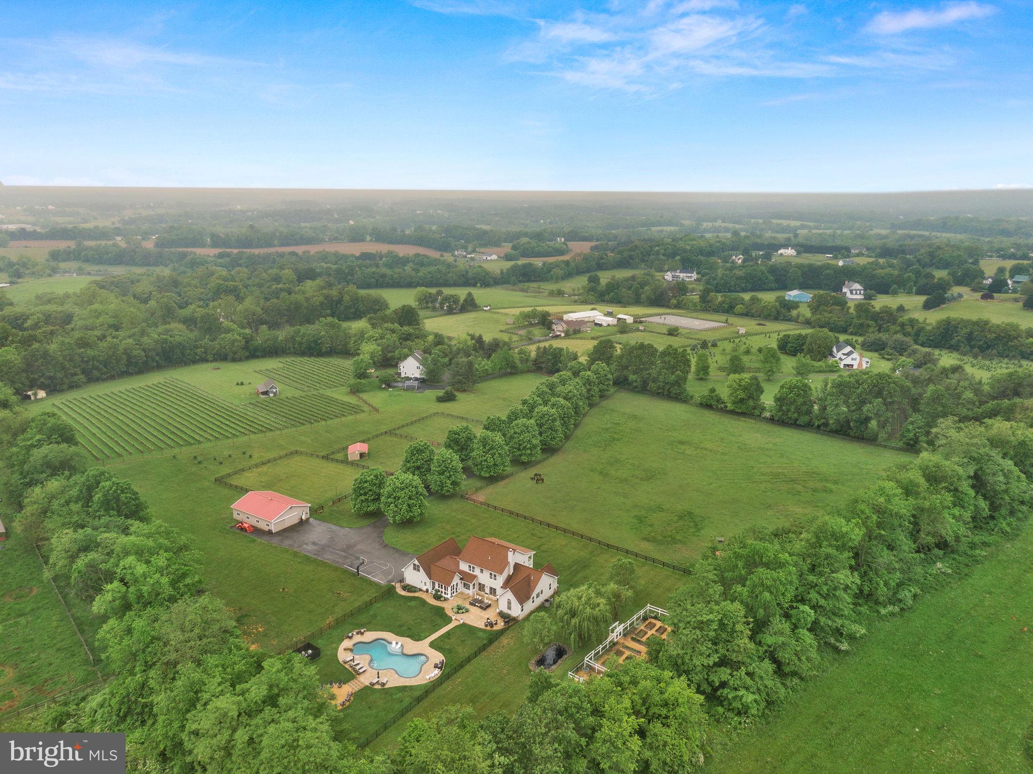 CROSSWIND FARM - Residential