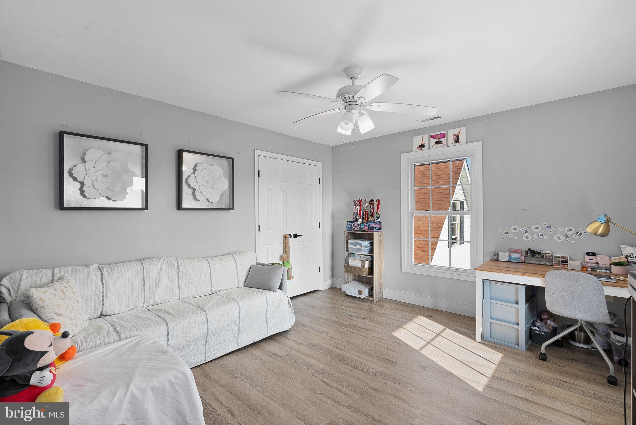 CROSSWIND FARM - Residential