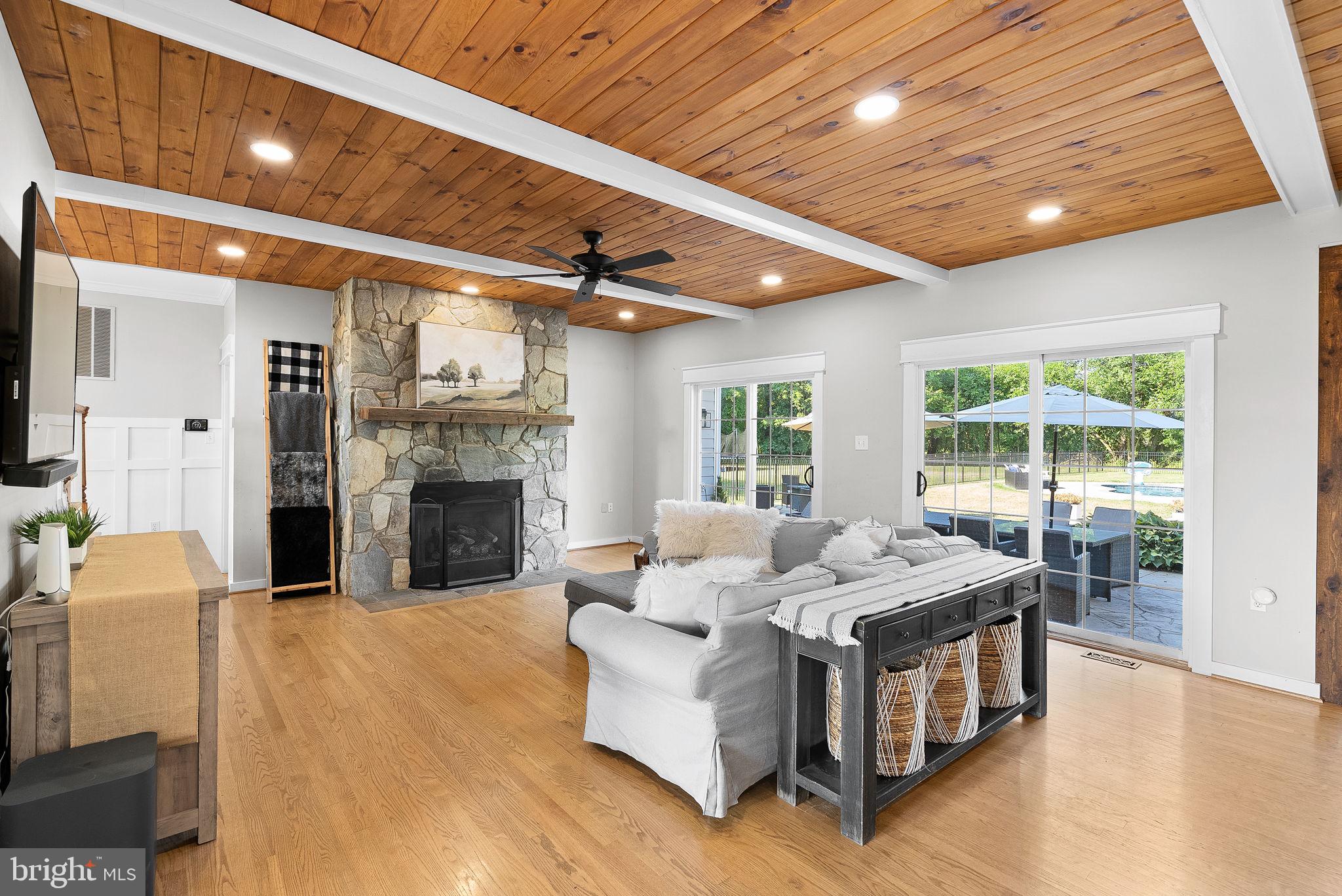 CROSSWIND FARM - Residential