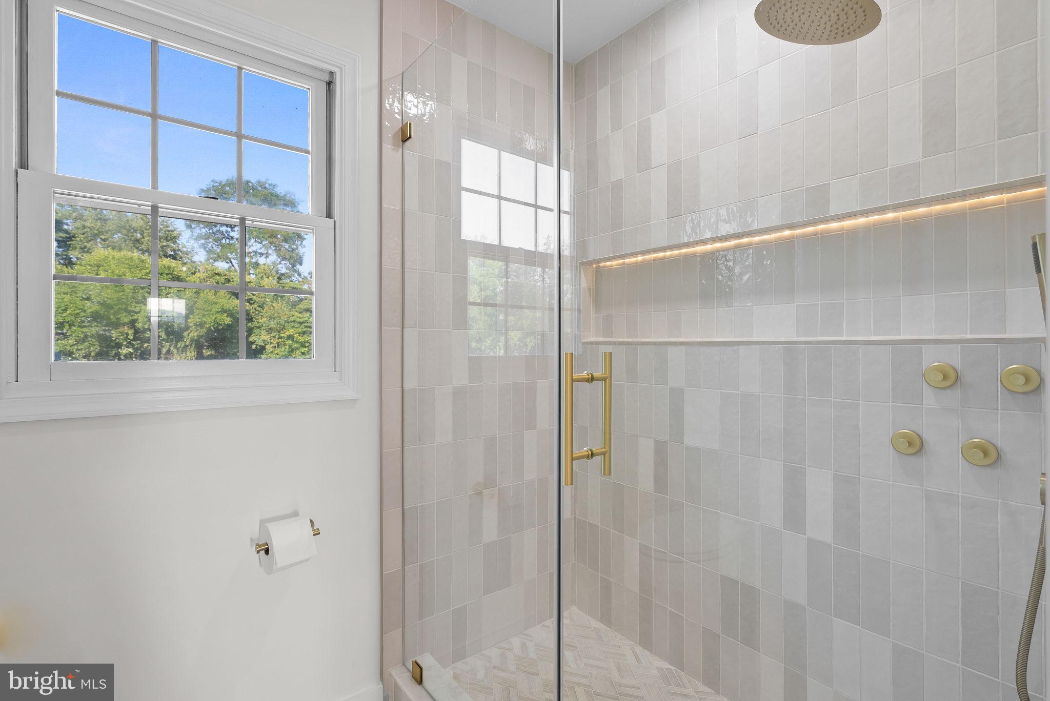 CROSSWIND FARM - Residential