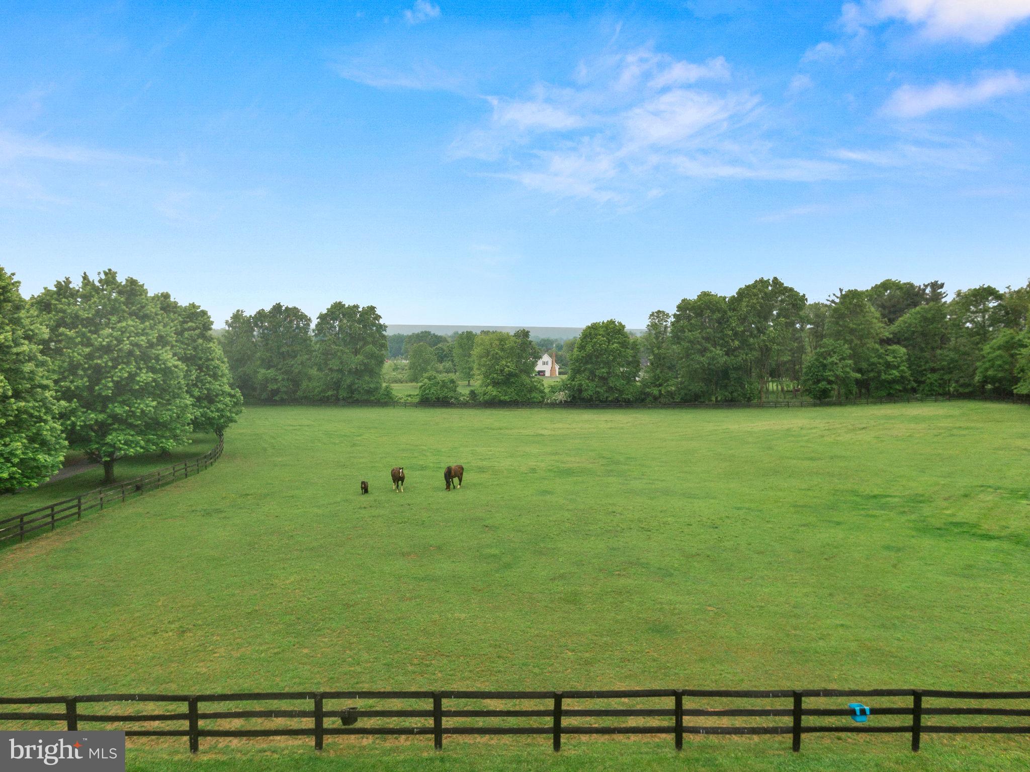 CROSSWIND FARM - Residential