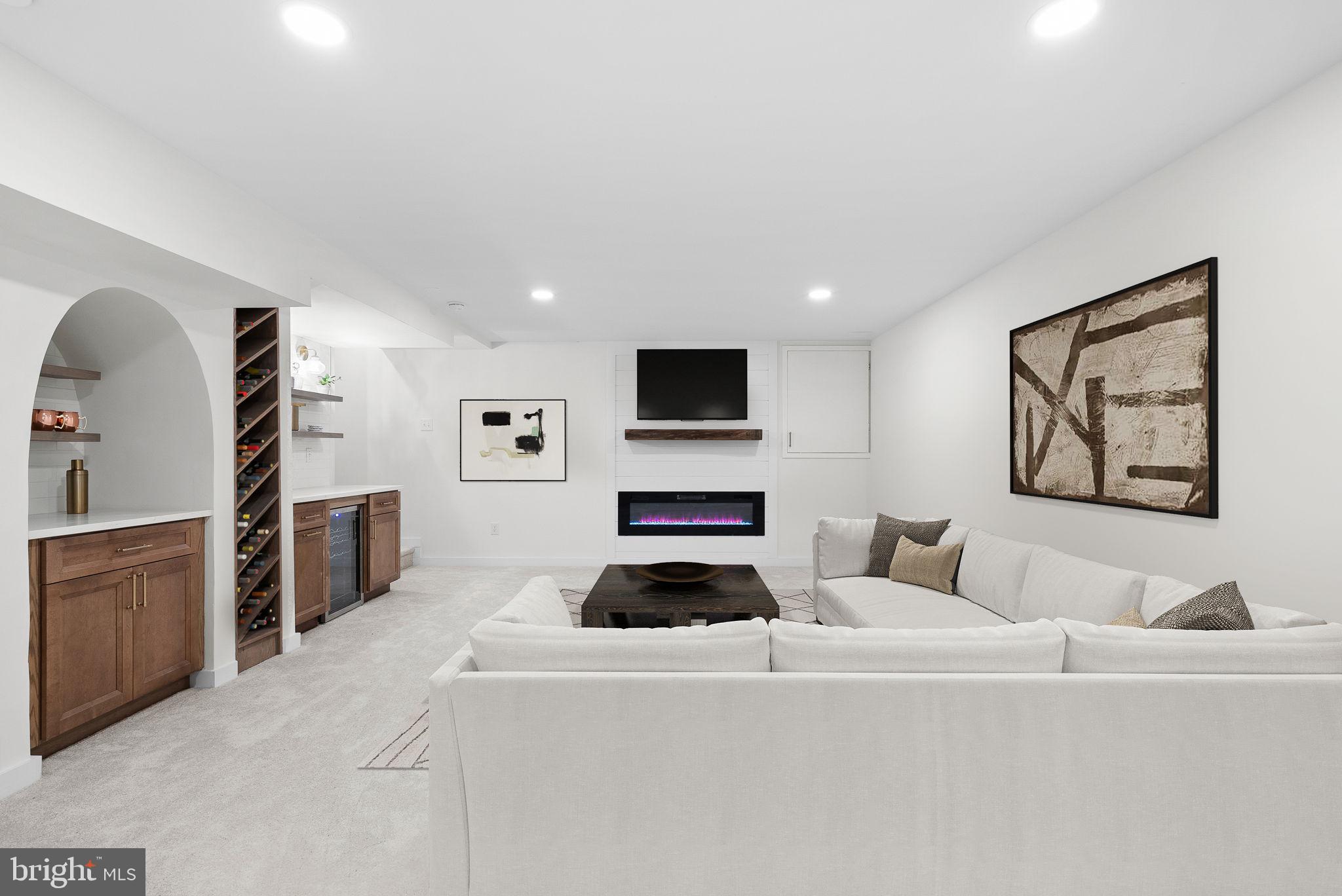 CROSSWIND FARM - Residential