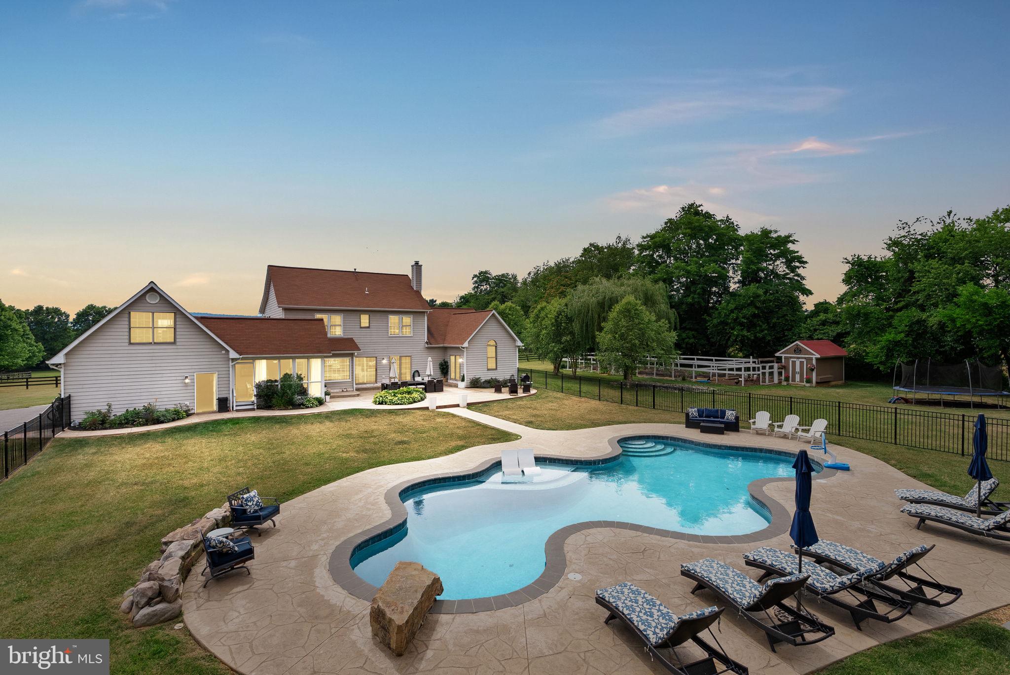 CROSSWIND FARM - Residential