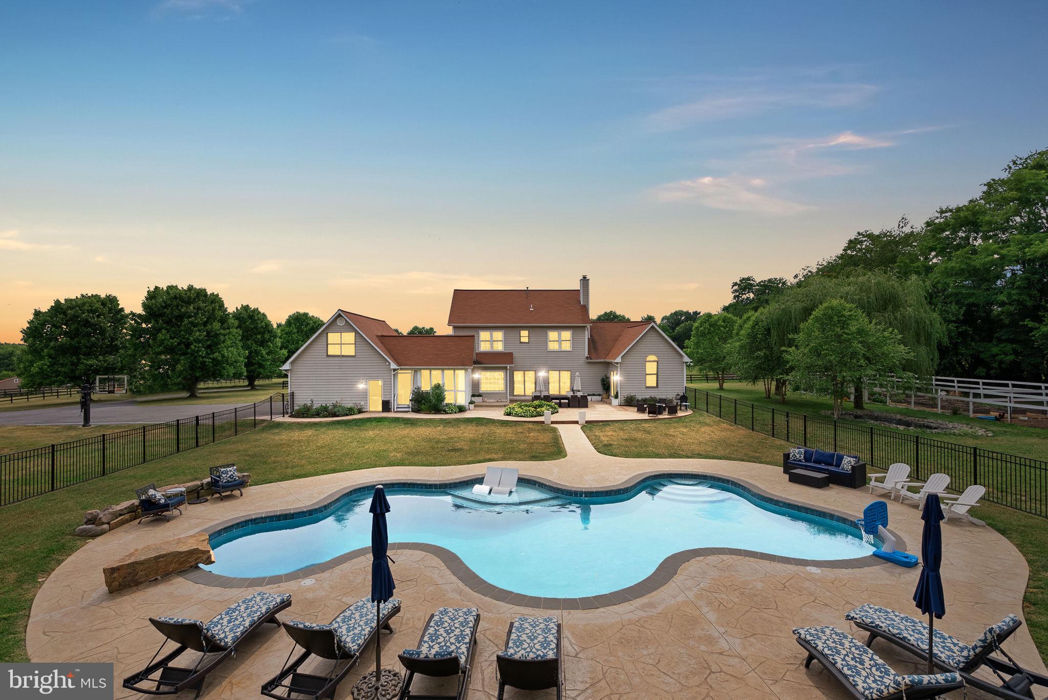 CROSSWIND FARM - Residential