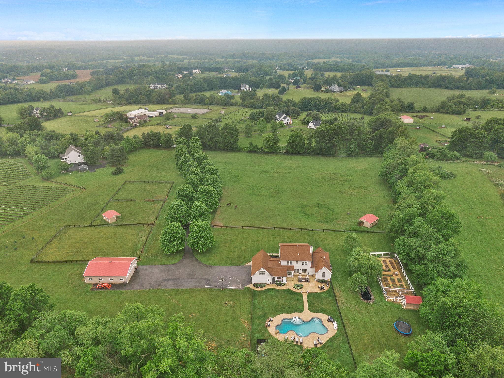 CROSSWIND FARM - Residential