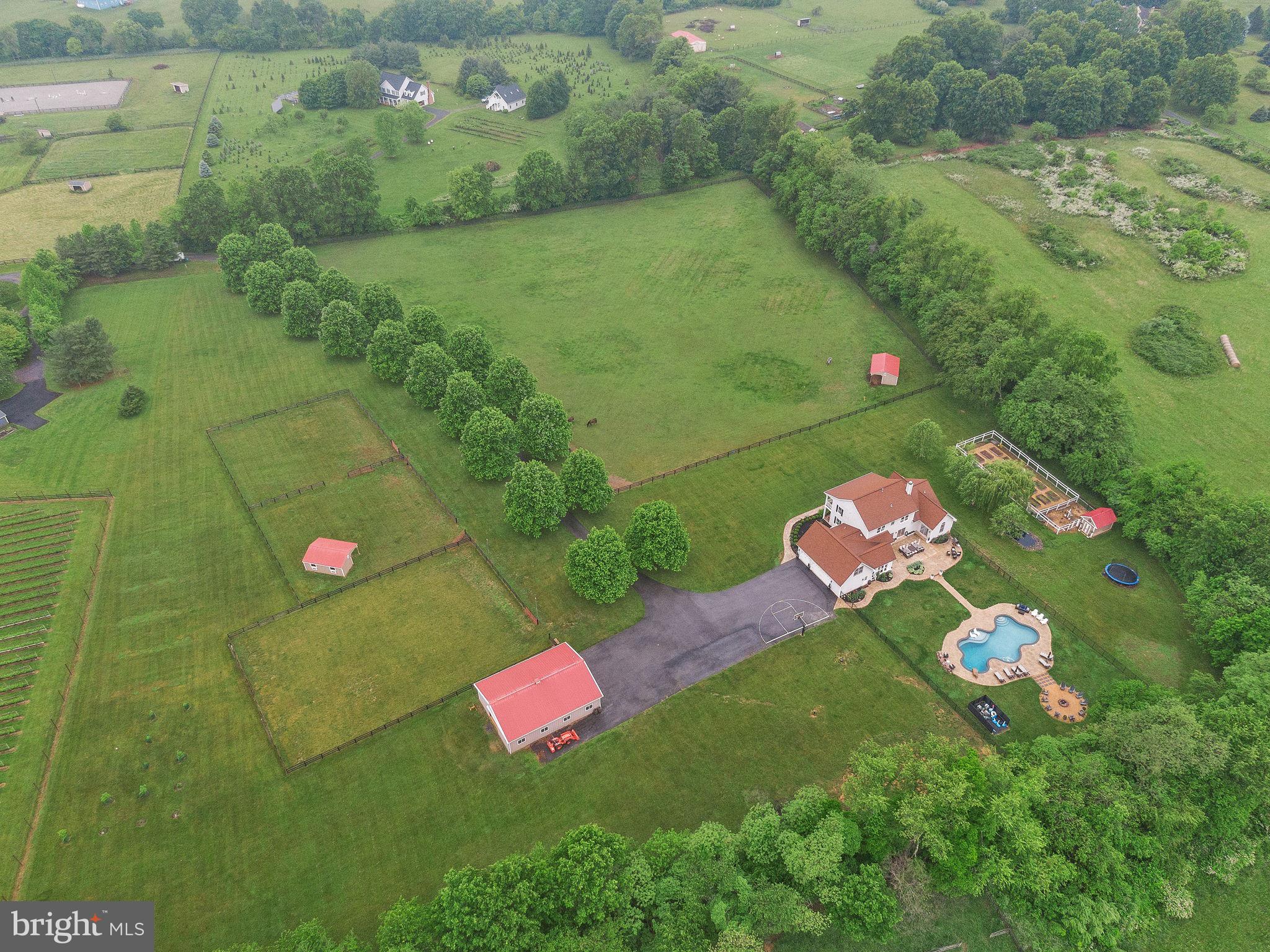 CROSSWIND FARM - Residential