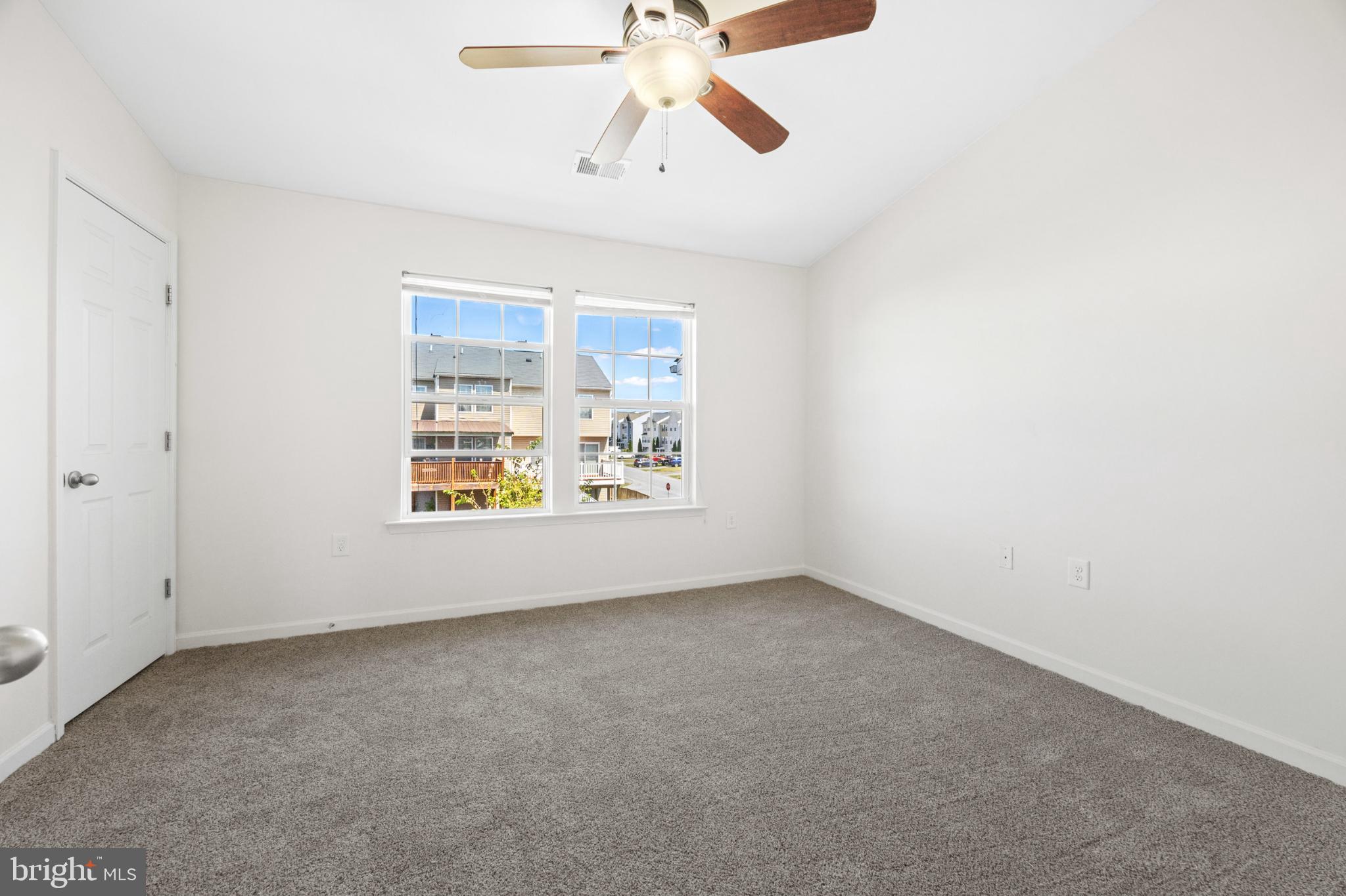 STONEBROOK VILLAGE - Residential