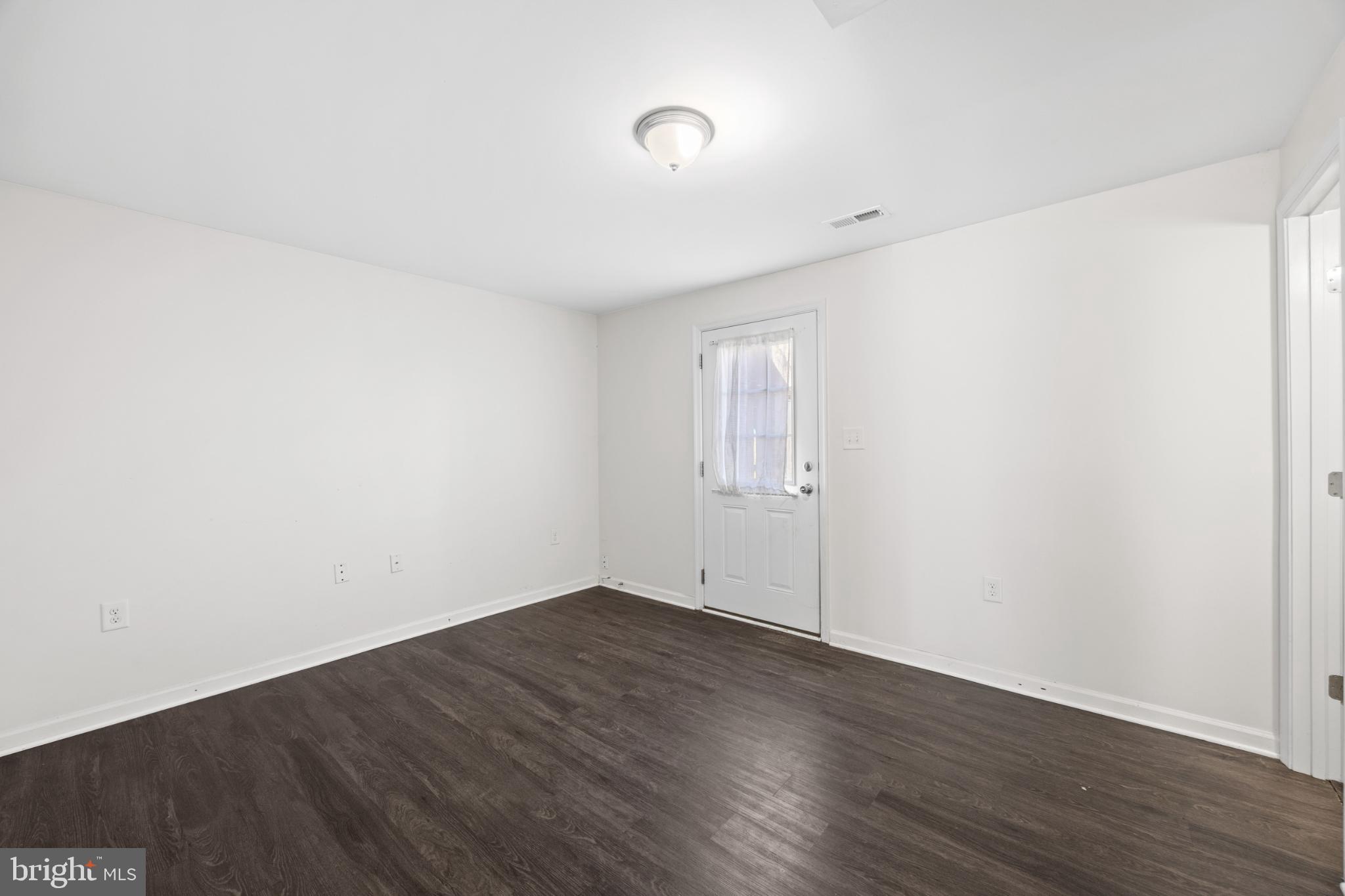 STONEBROOK VILLAGE - Residential