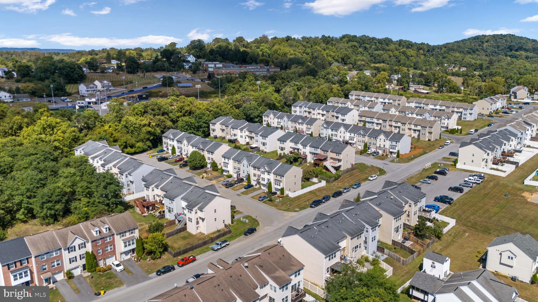 STONEBROOK VILLAGE - Residential