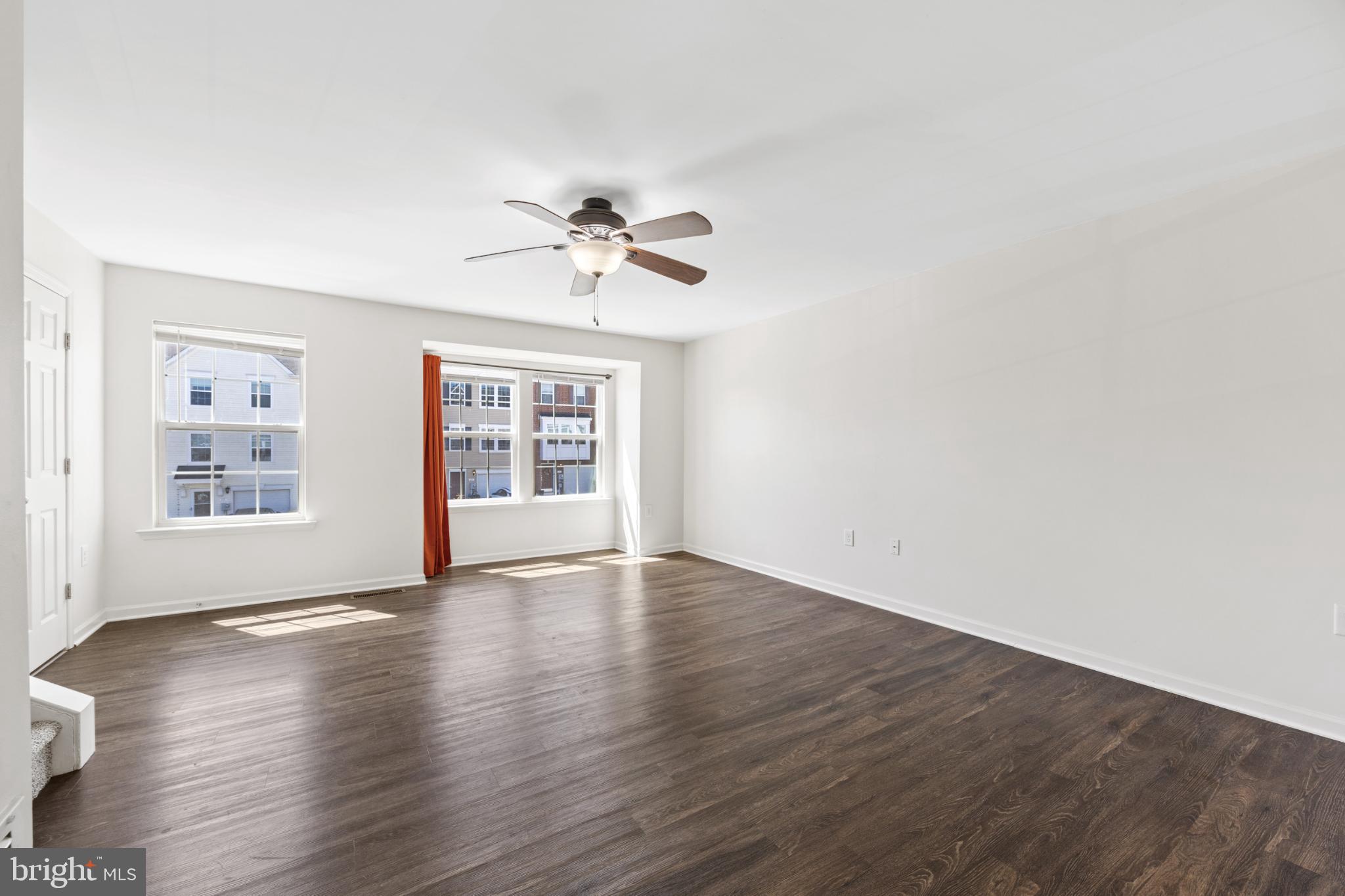 STONEBROOK VILLAGE - Residential