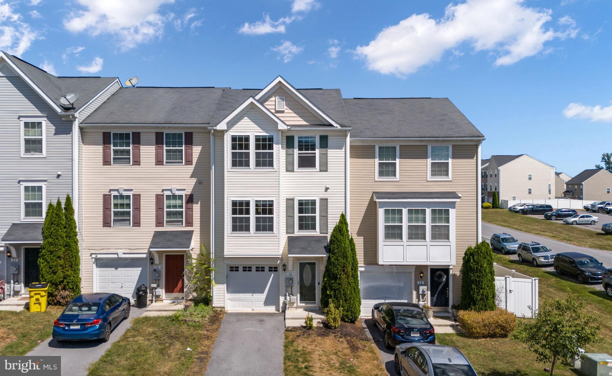 STONEBROOK VILLAGE - Residential