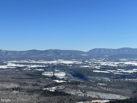 301 MOUNTAIN TOP DRIVE LURAY VA 22835