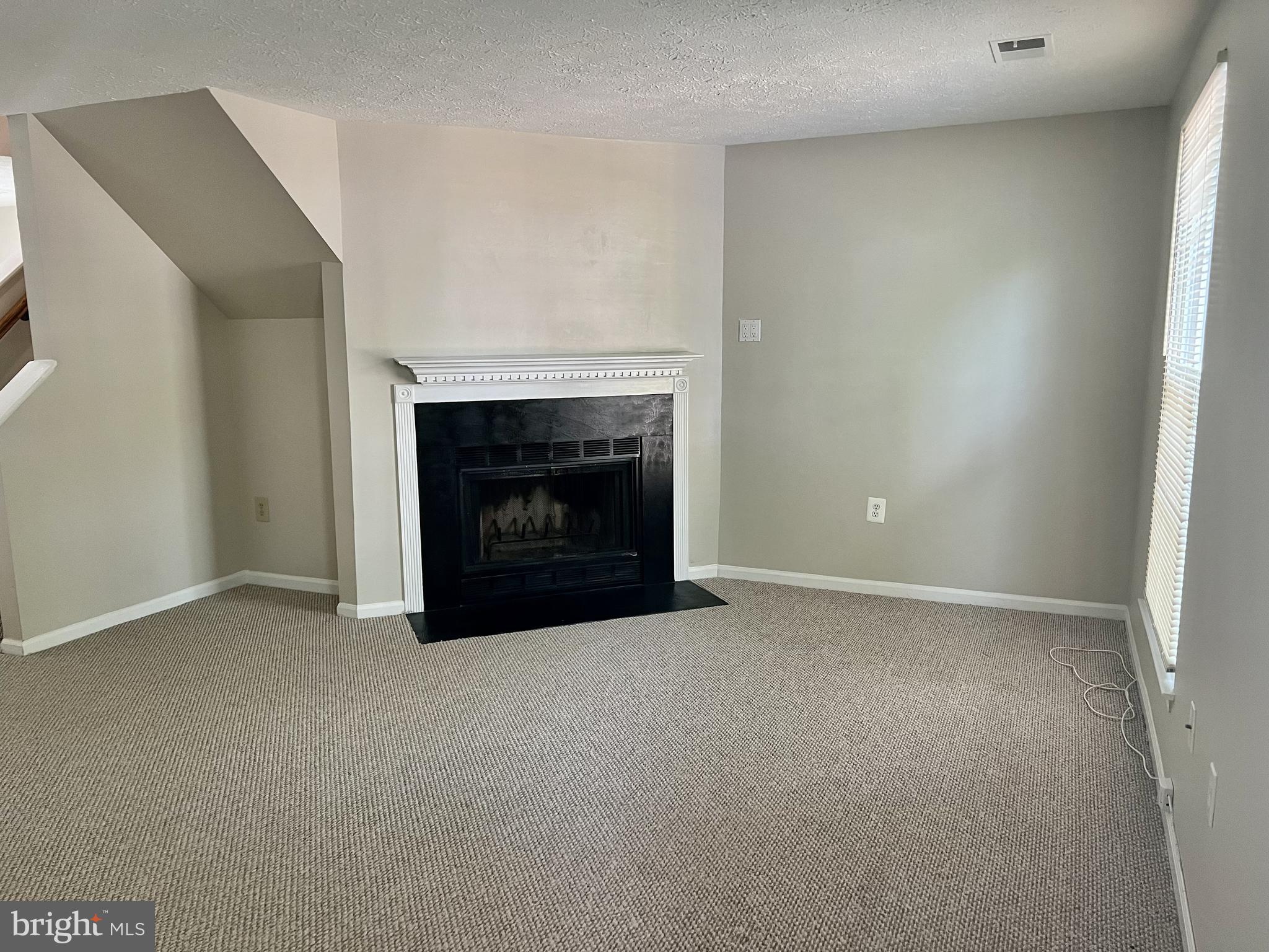 WATERS LANDING - Residential Lease