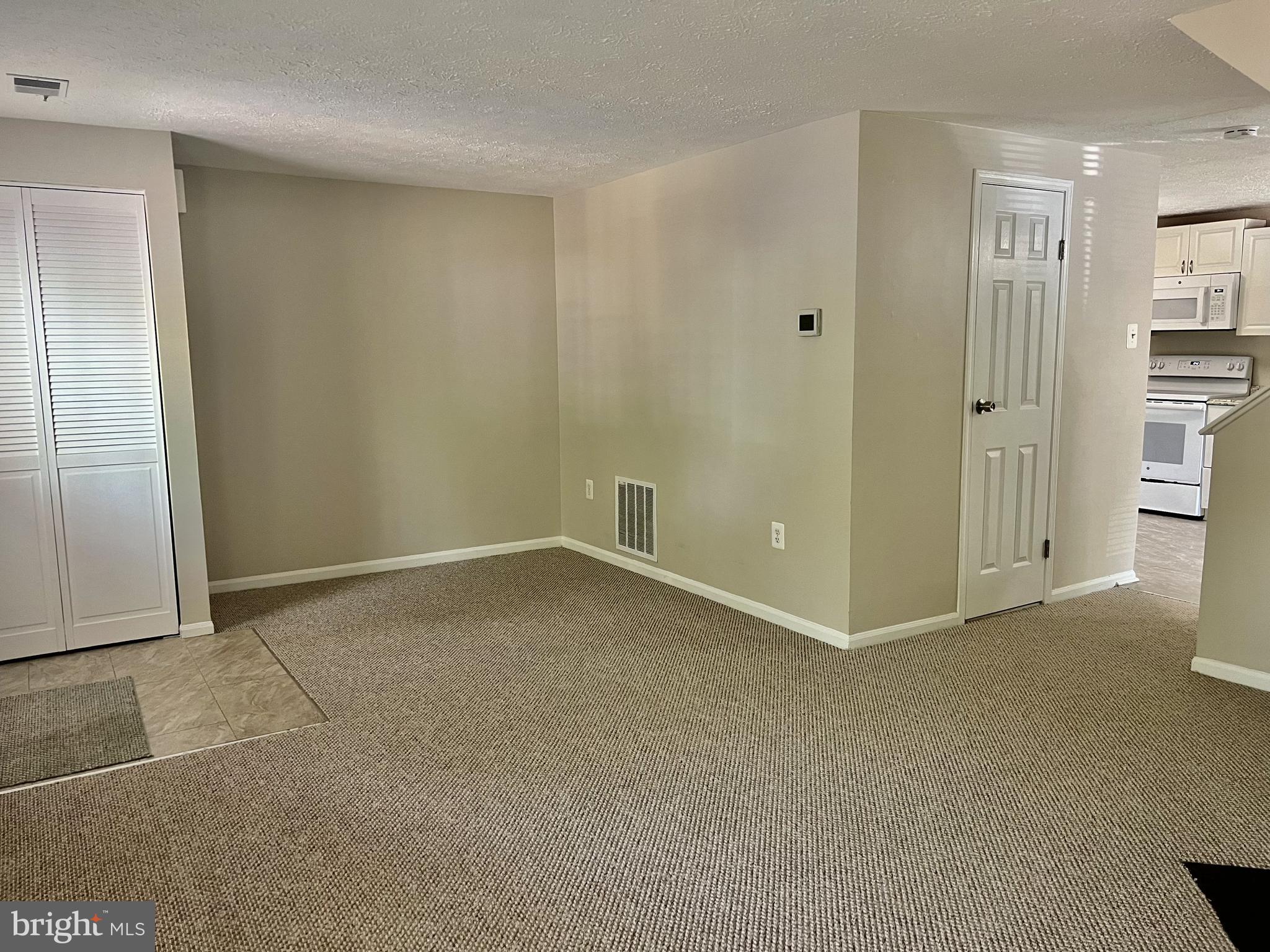 WATERS LANDING - Residential Lease