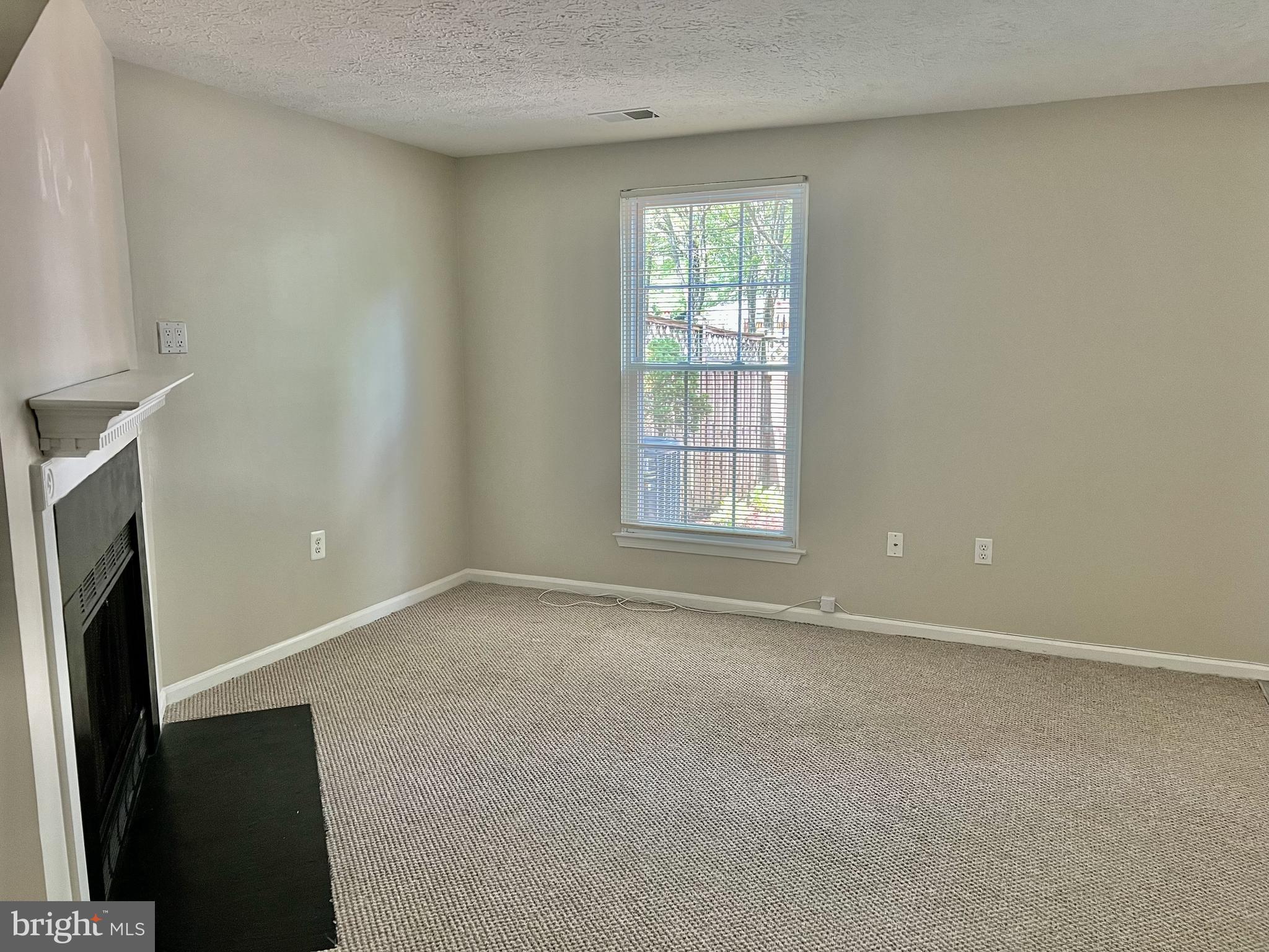 WATERS LANDING - Residential Lease