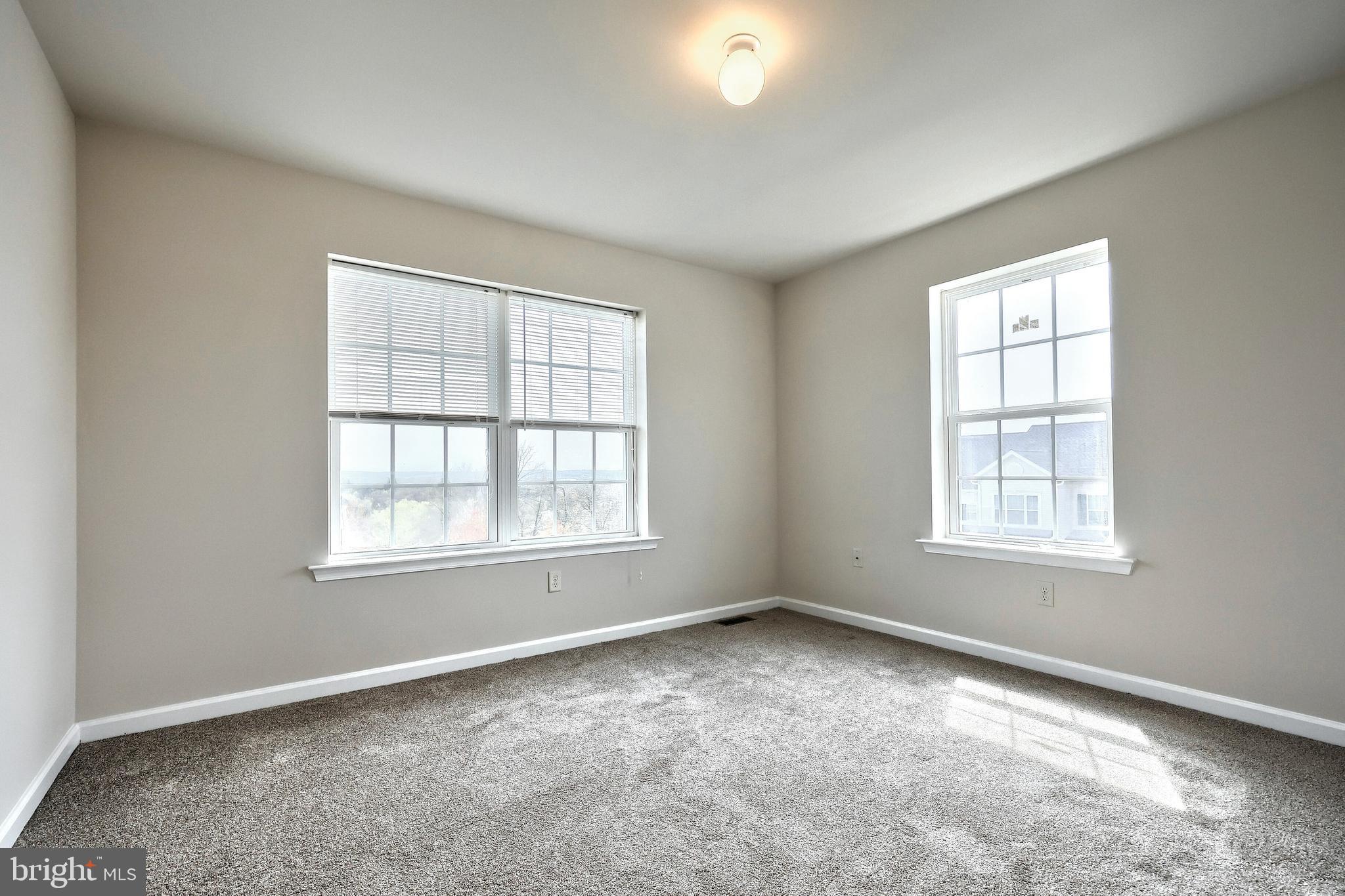 WOODCREST HILLS - Residential