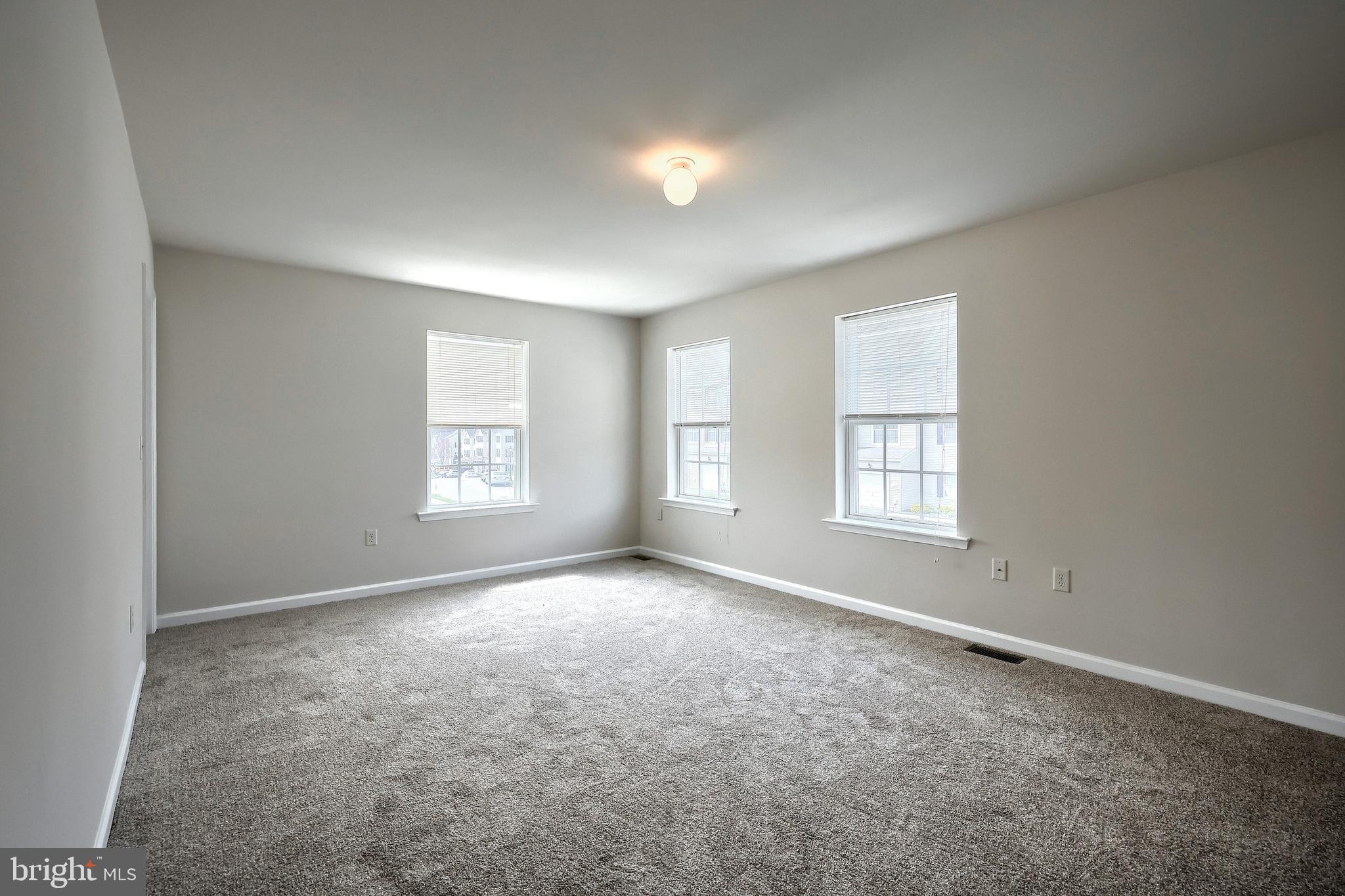 WOODCREST HILLS - Residential