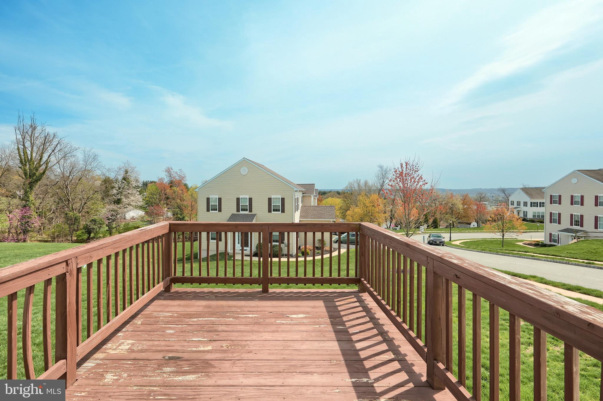 WOODCREST HILLS - Residential