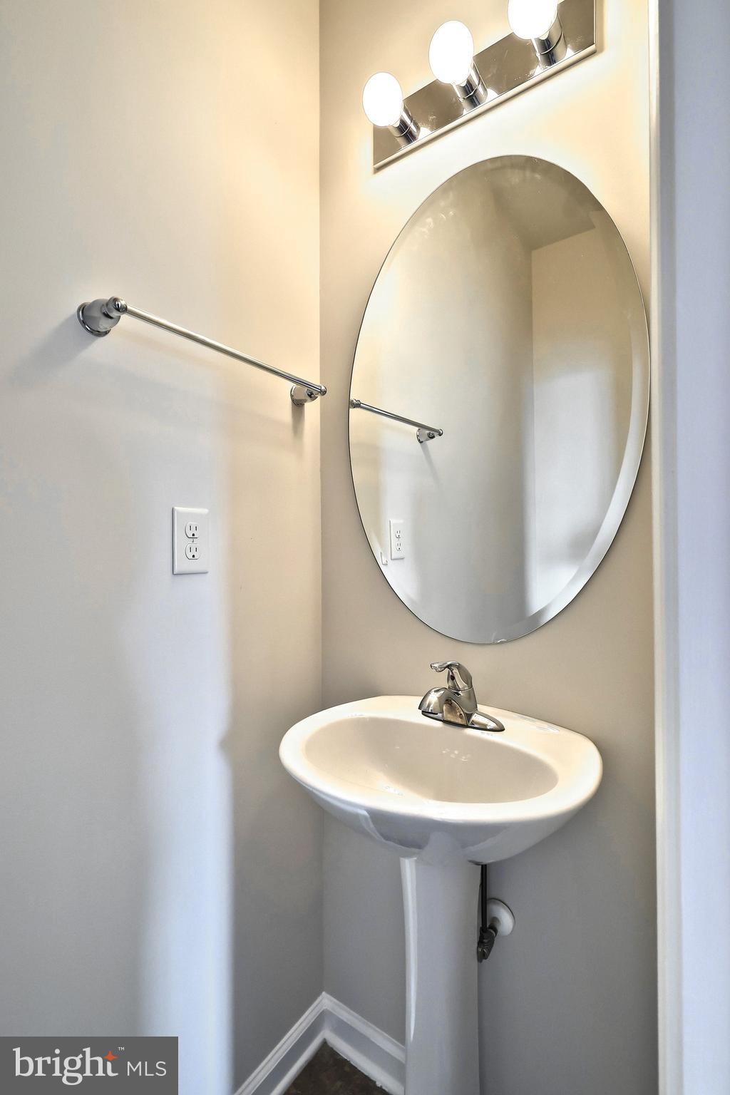 WOODCREST HILLS - Residential