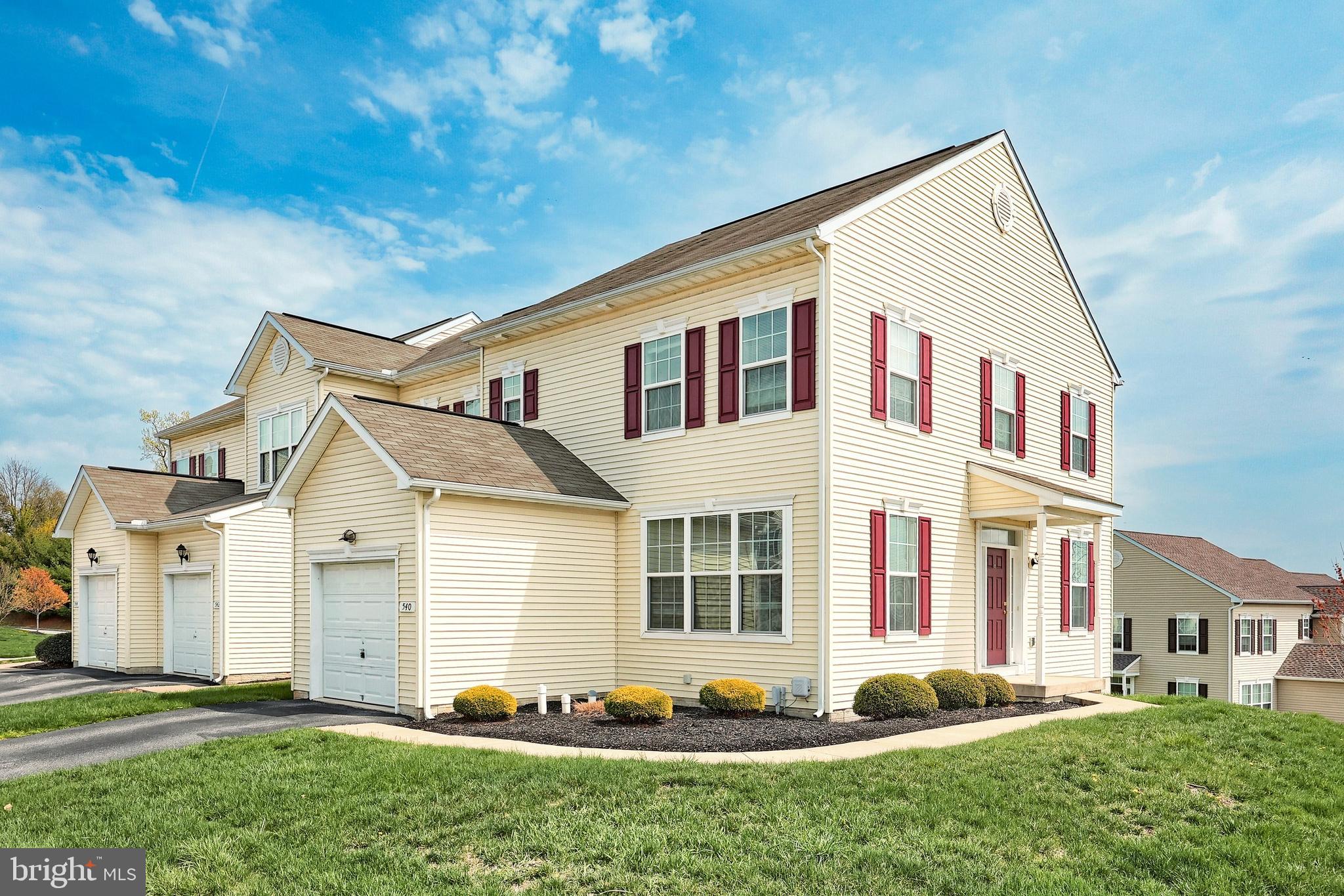 WOODCREST HILLS - Residential