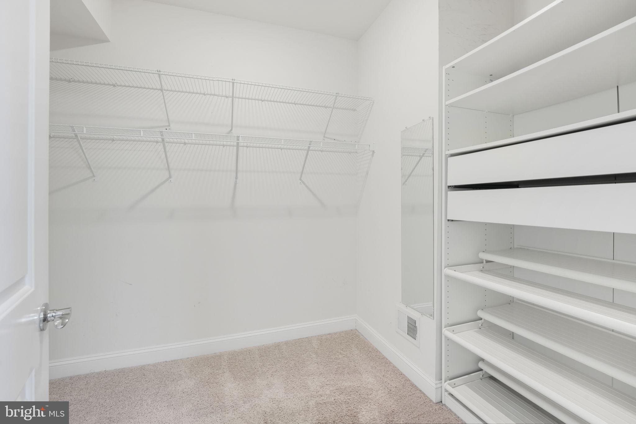 POTOMAC SHORES - Residential Lease