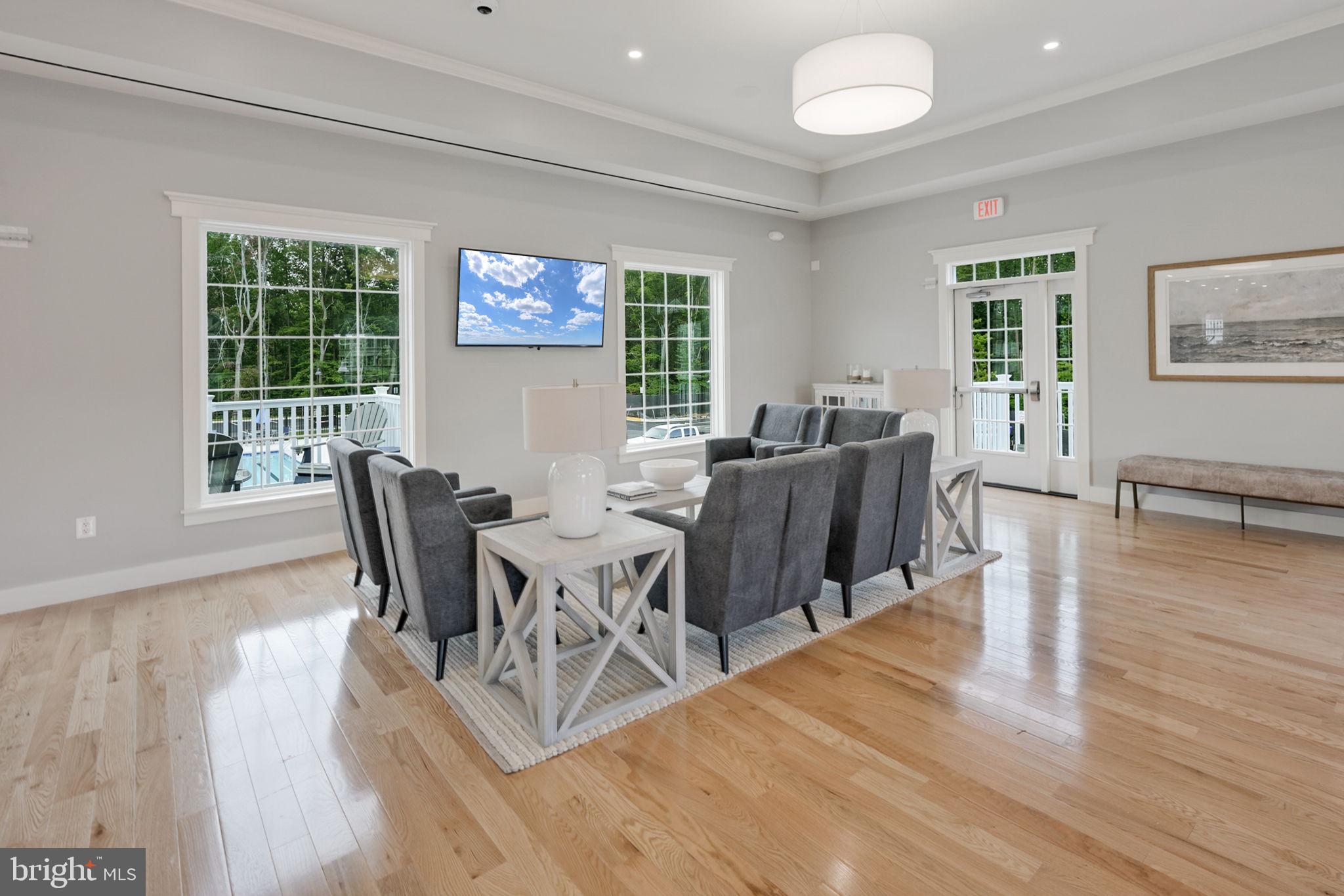 POTOMAC SHORES - Residential Lease