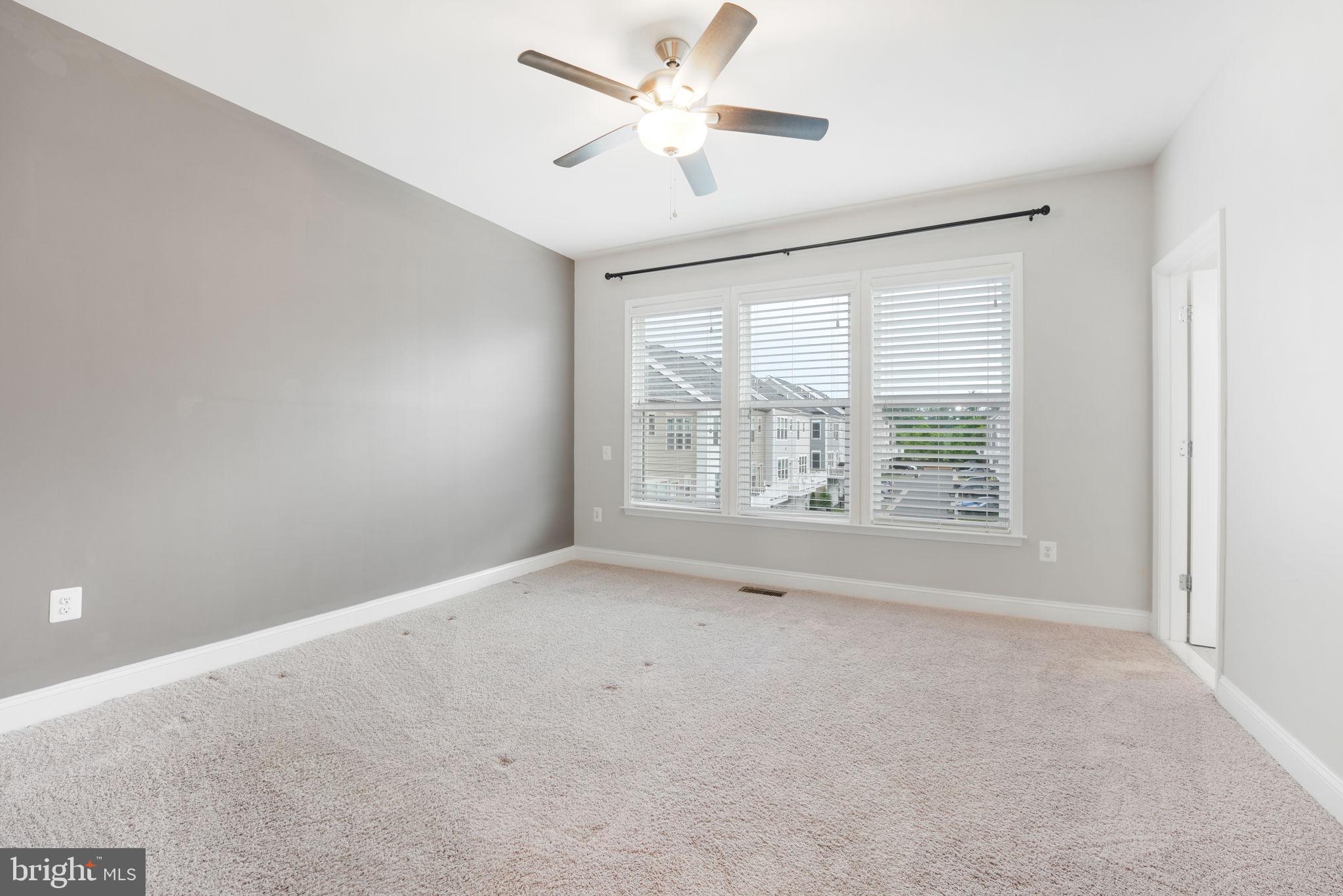 POTOMAC SHORES - Residential Lease