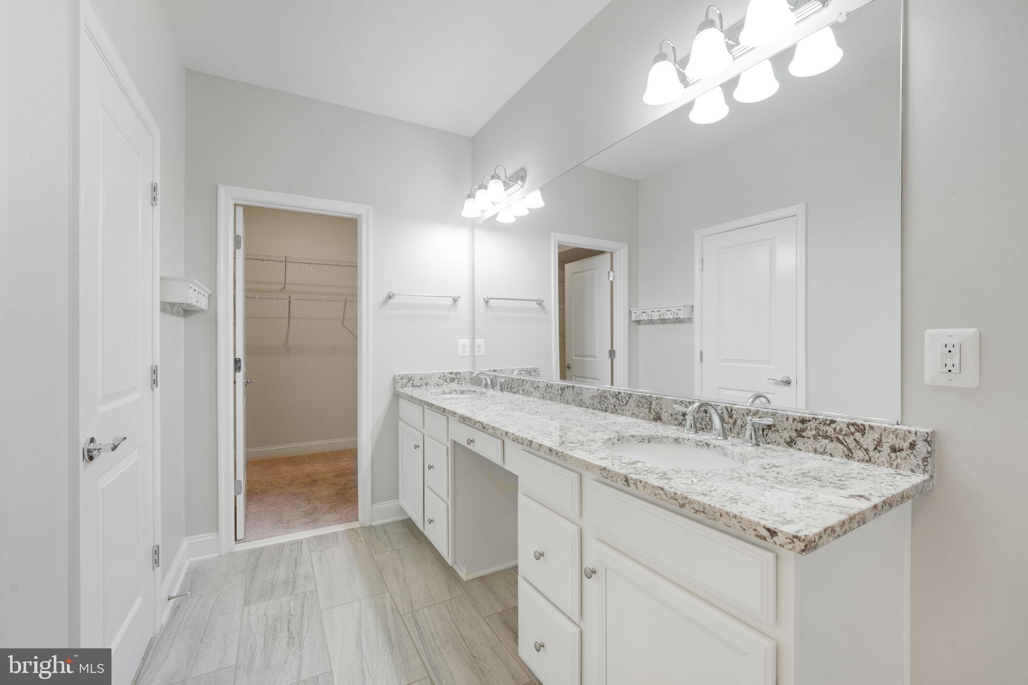 POTOMAC SHORES - Residential Lease