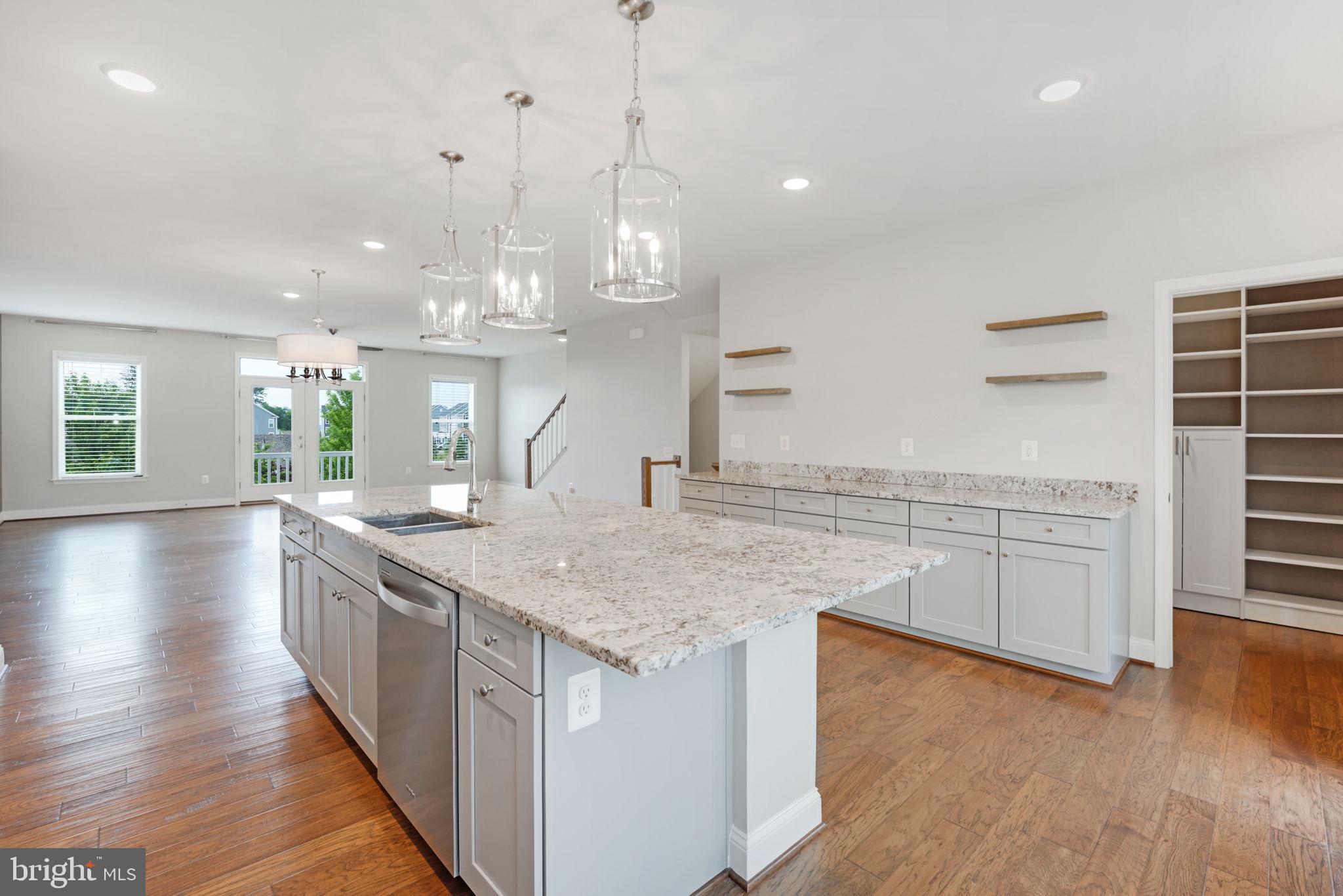 POTOMAC SHORES - Residential Lease