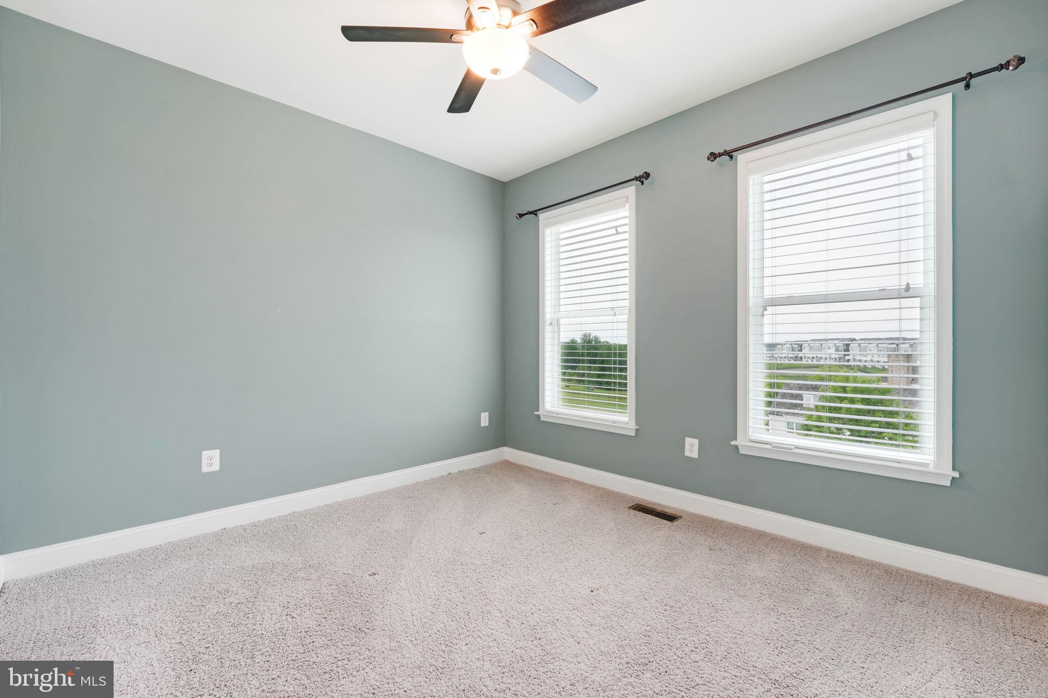 POTOMAC SHORES - Residential Lease